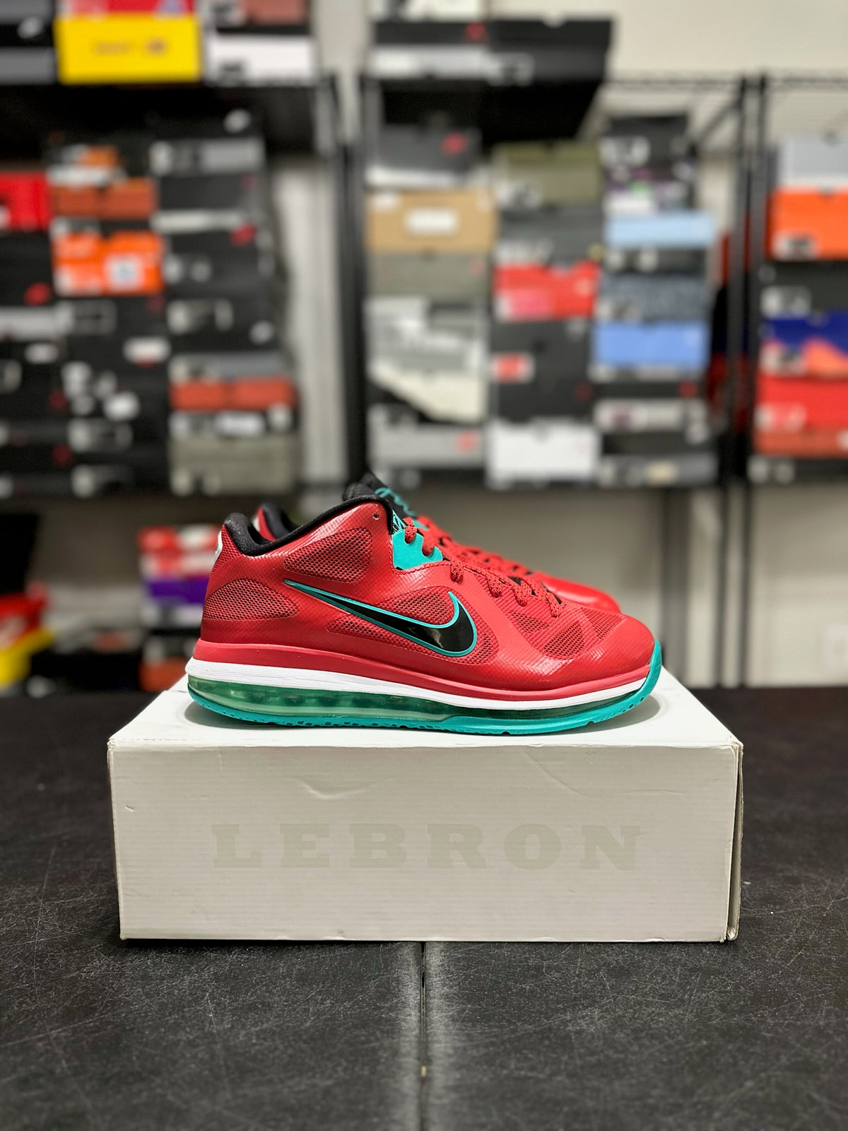Size 9 - LeBron 9 low Liverpool