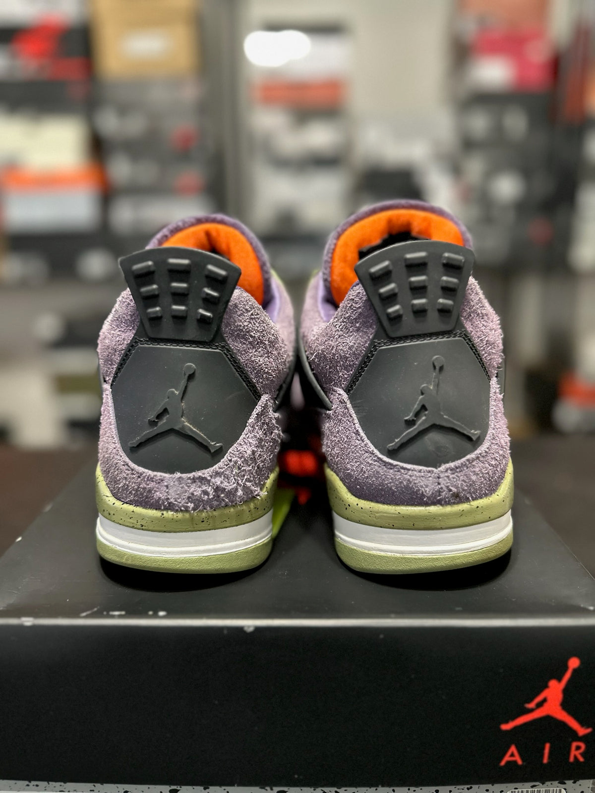 Size 10.5 - (12W) j4 canyon purple