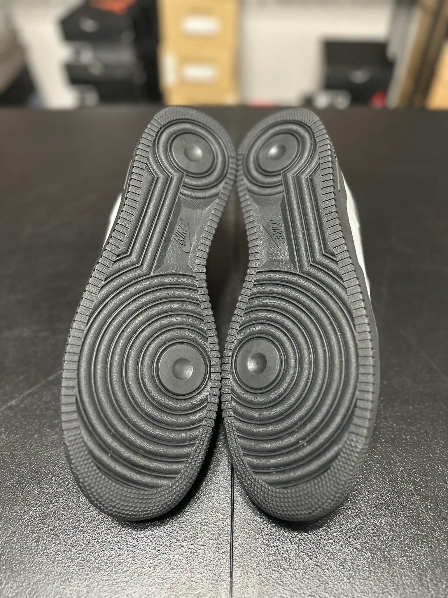 Size 14 - AF 1 Low LV8 Diamond Quest
