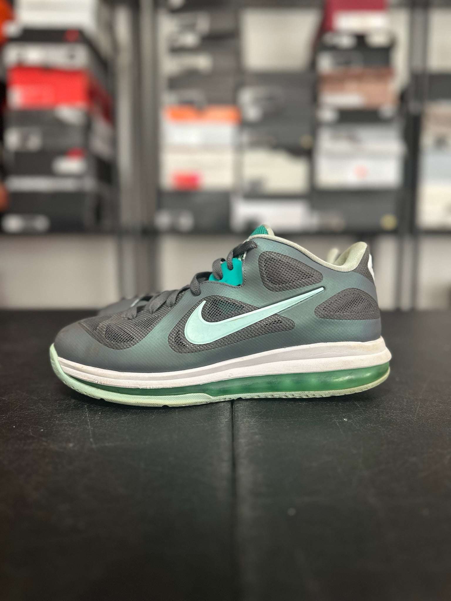 Size 8 - LeBron 9 Low Easter