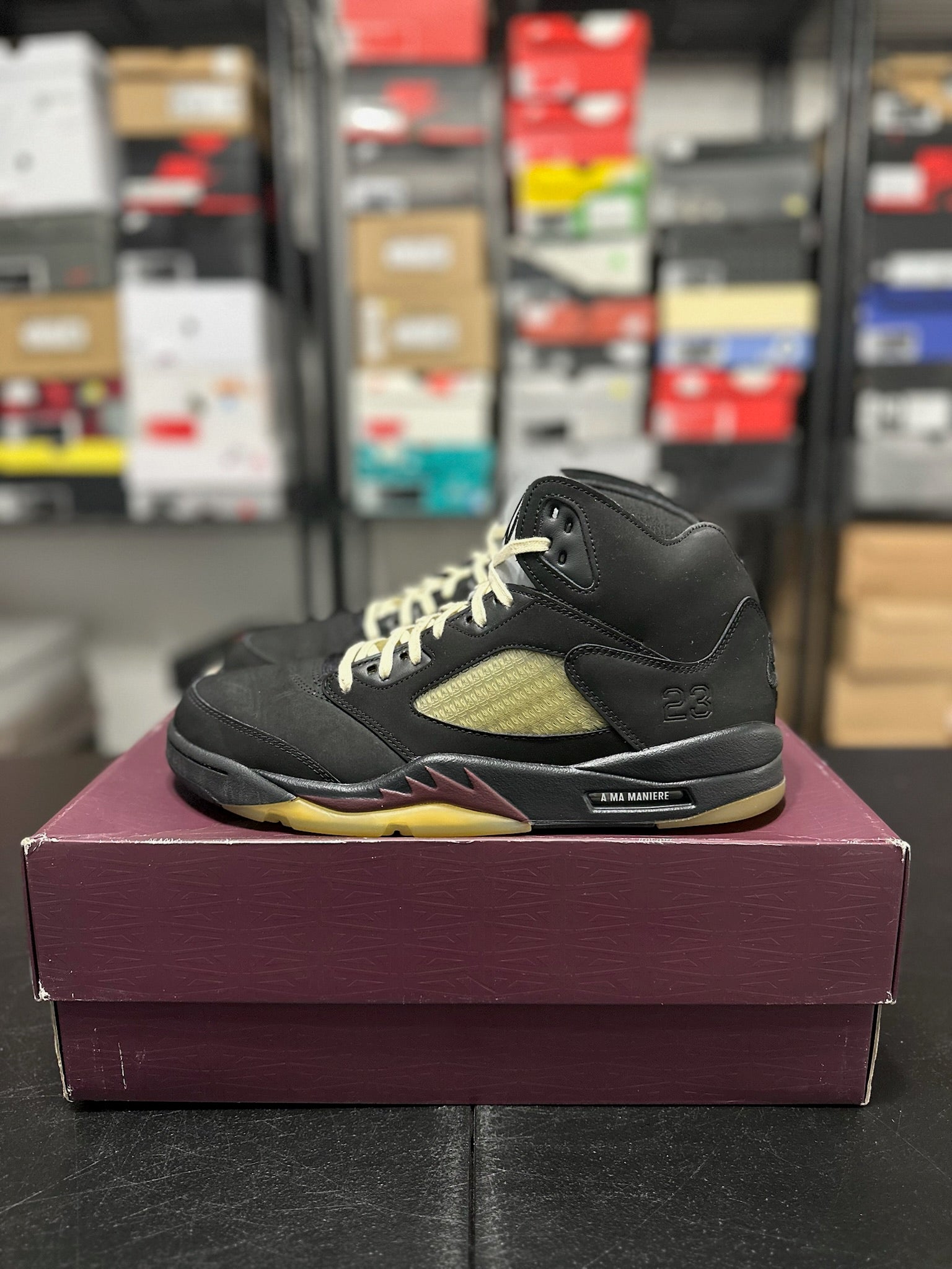 Size 11 - J5 A Ma Maniere Dusk