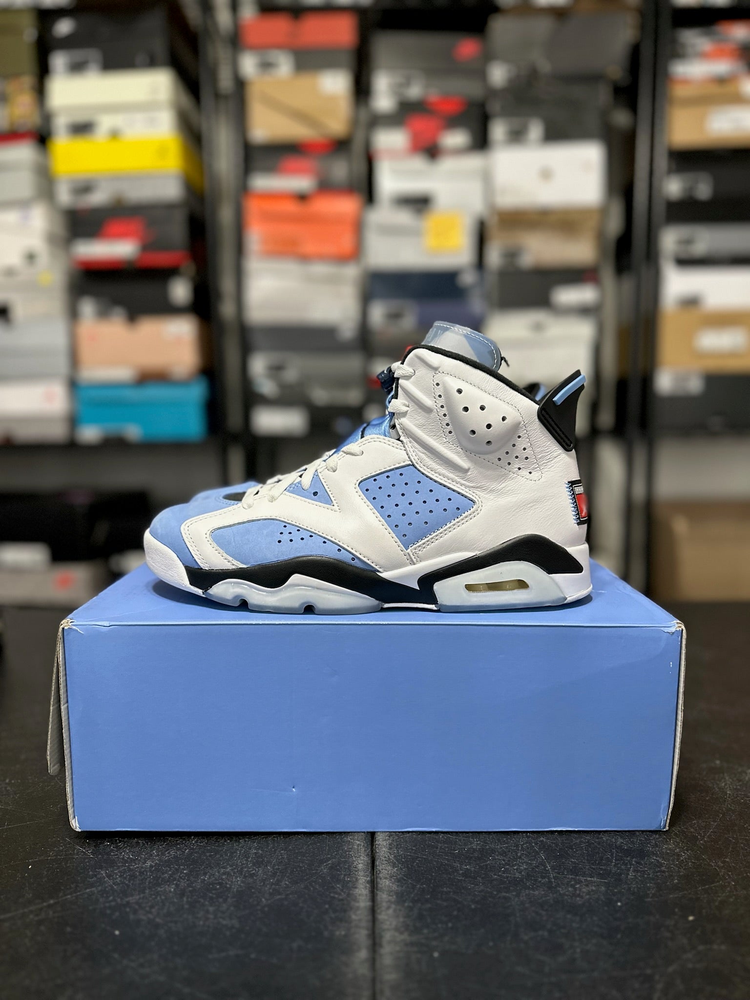 Size 9.5 - J6 UNC White