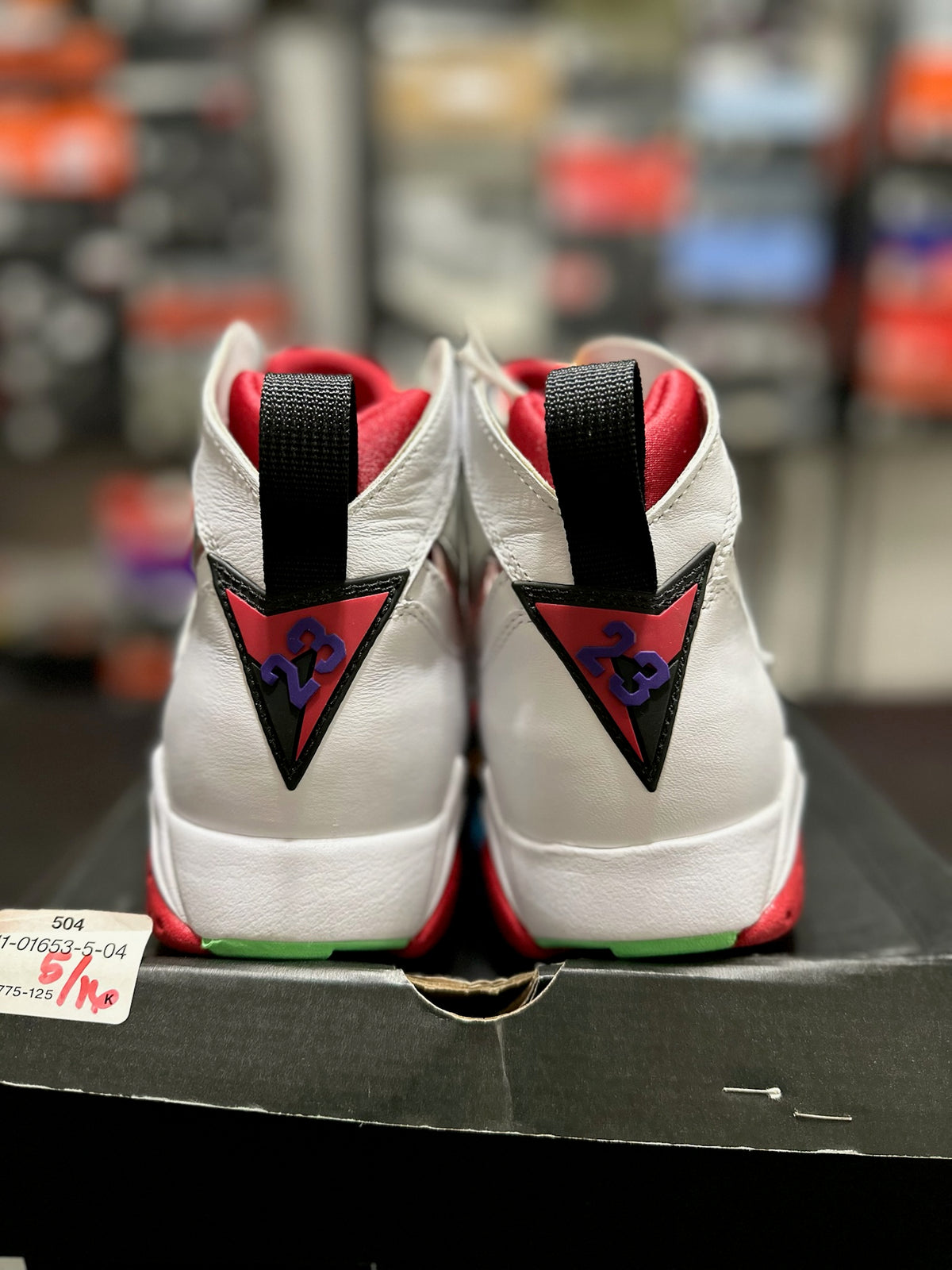 Size 8.5 - j7 hare