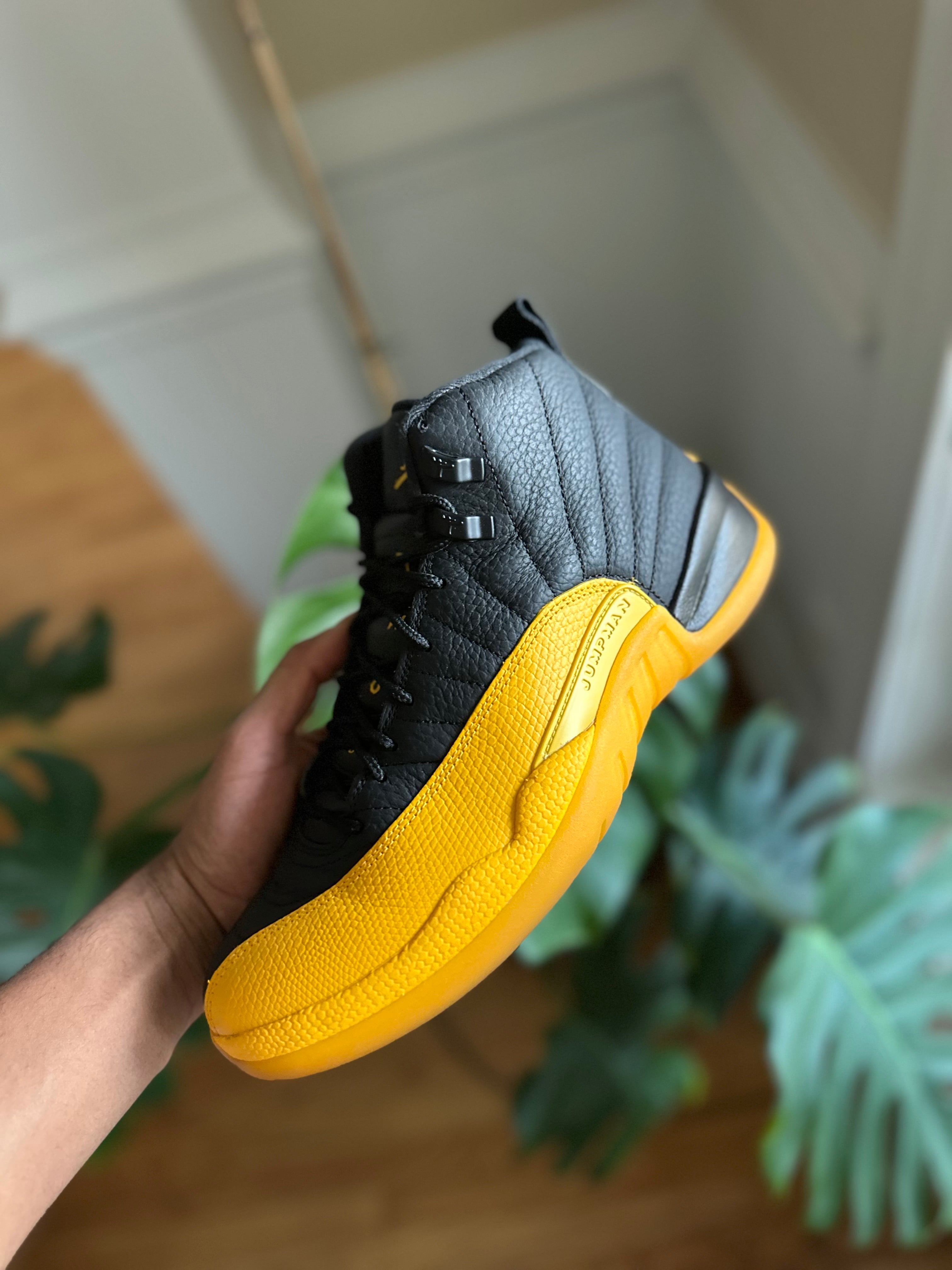 Size 8 - J12 university gold