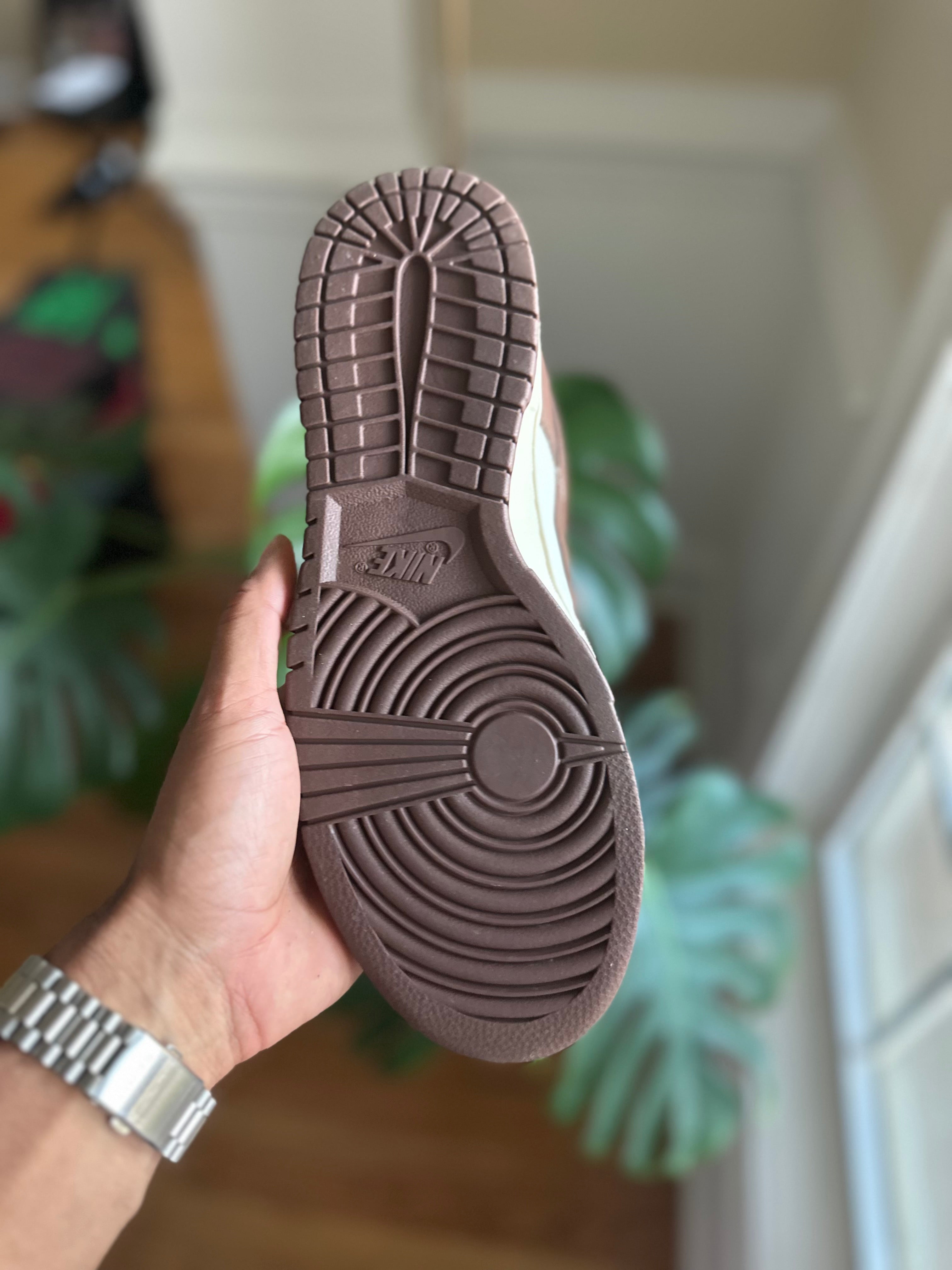 Size 9.5 - (11W) dunk low cacao wow