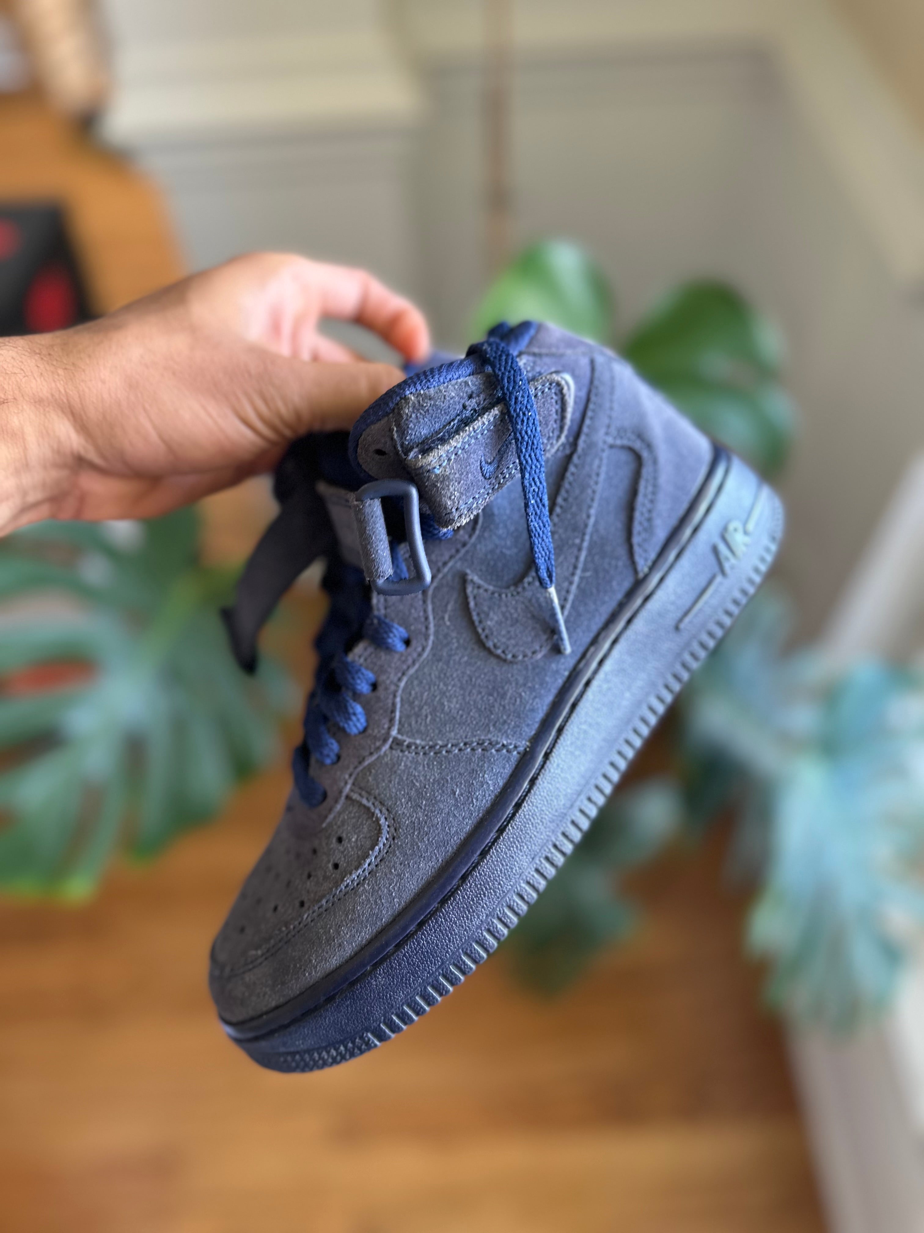 Size 4.5 - AF1 High blue suede