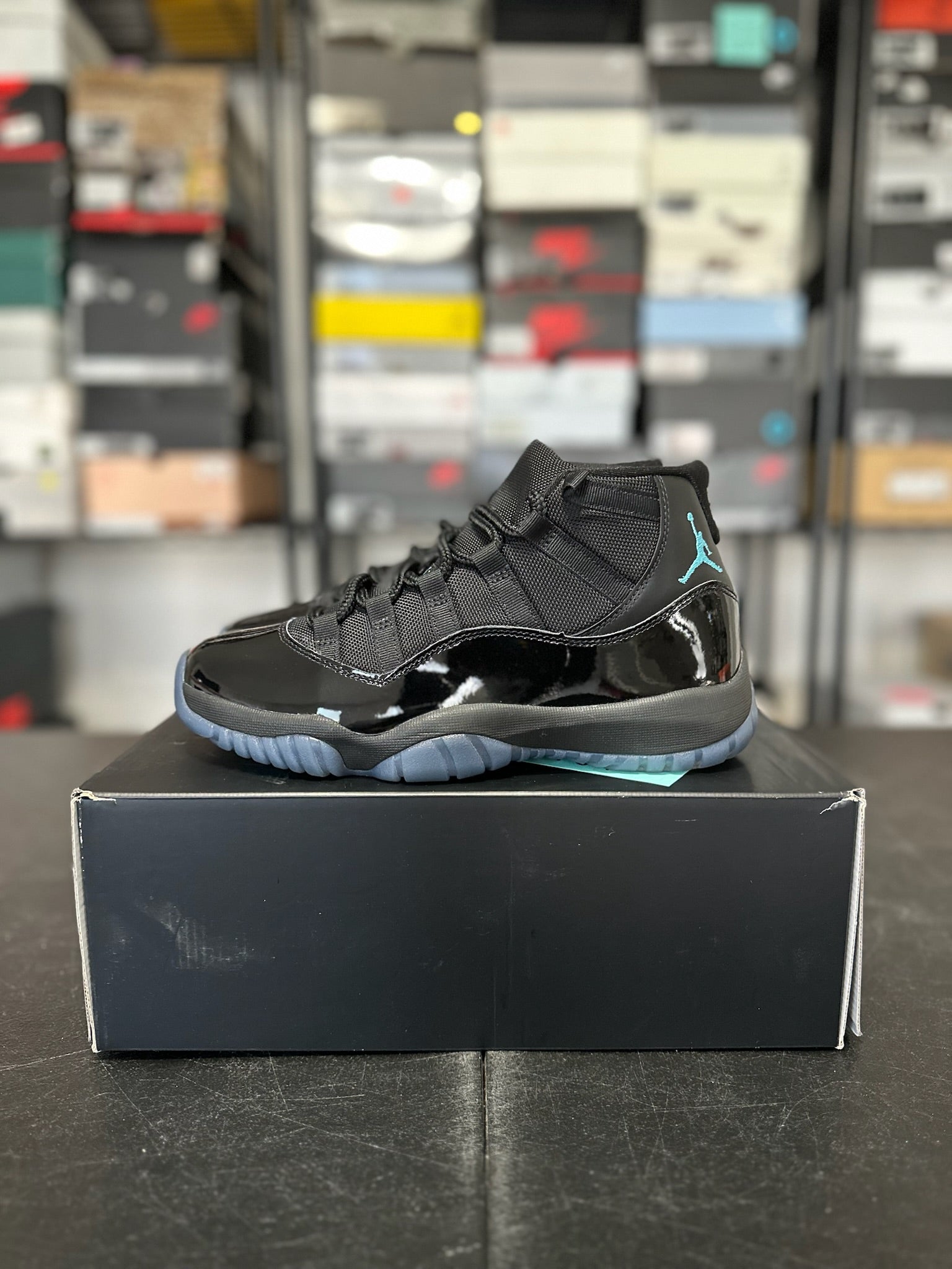 Size 8.5 - J11 Gamma Blue