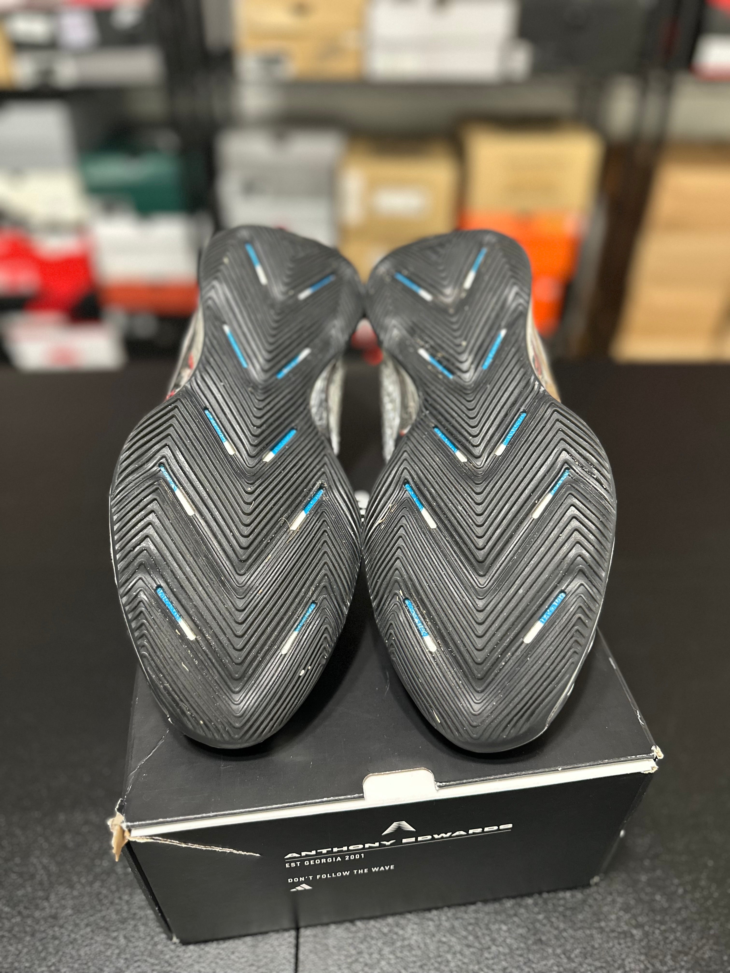 Size 8 - AE 1 chrome