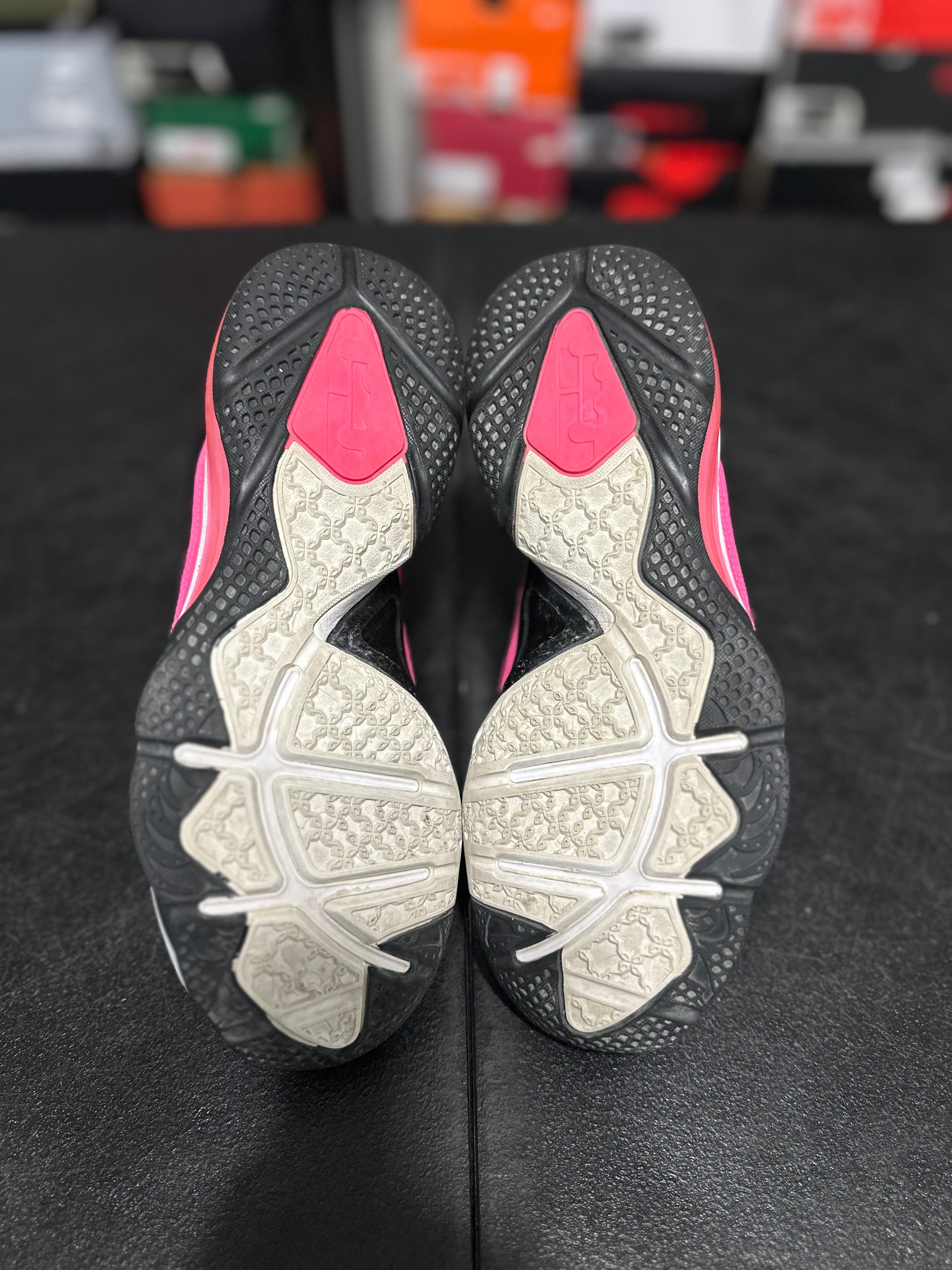 Size 6y - LeBron 9 black/pink