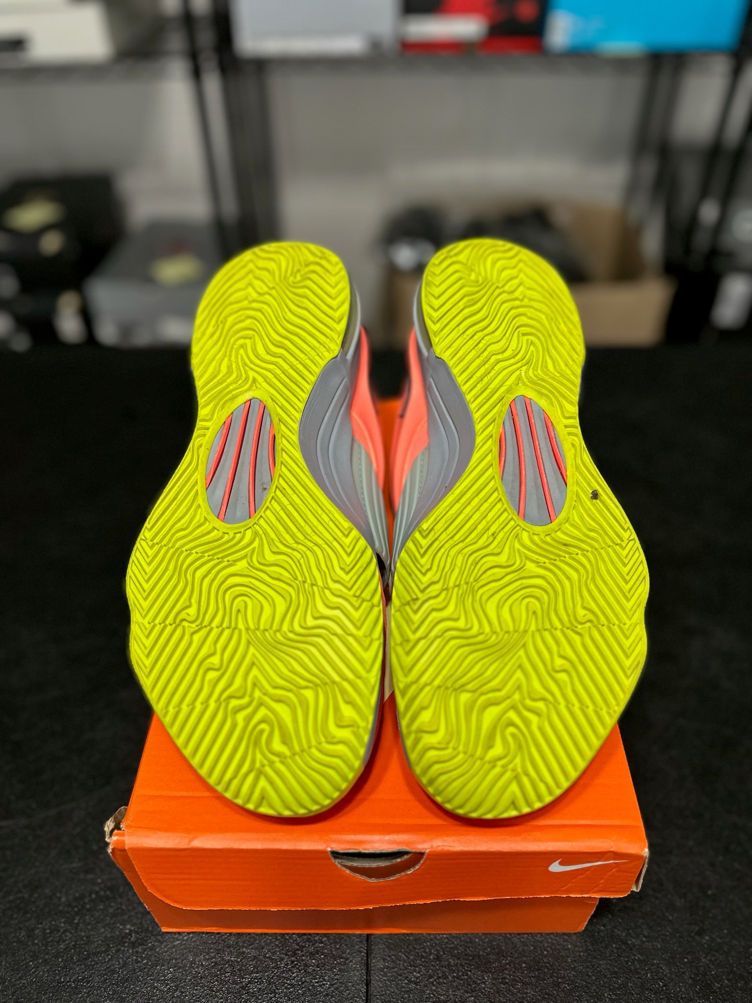Size 10.5 - KD 7 35,000 Degrees