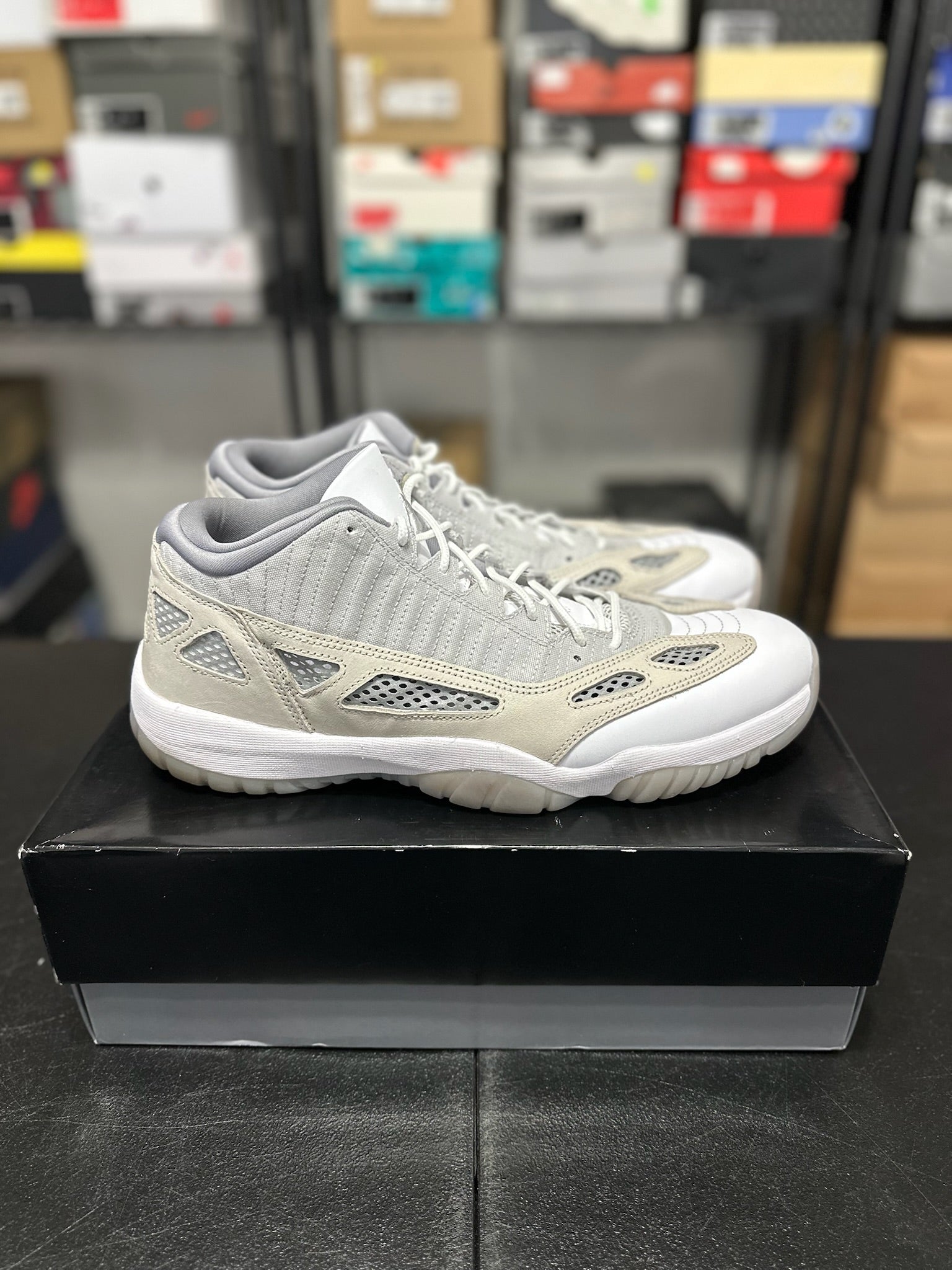 Size 14 - J11 Low IE Light Orewood Brown