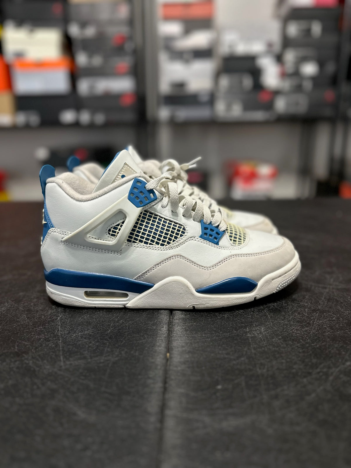 Size 8.5 - j4 military blue
