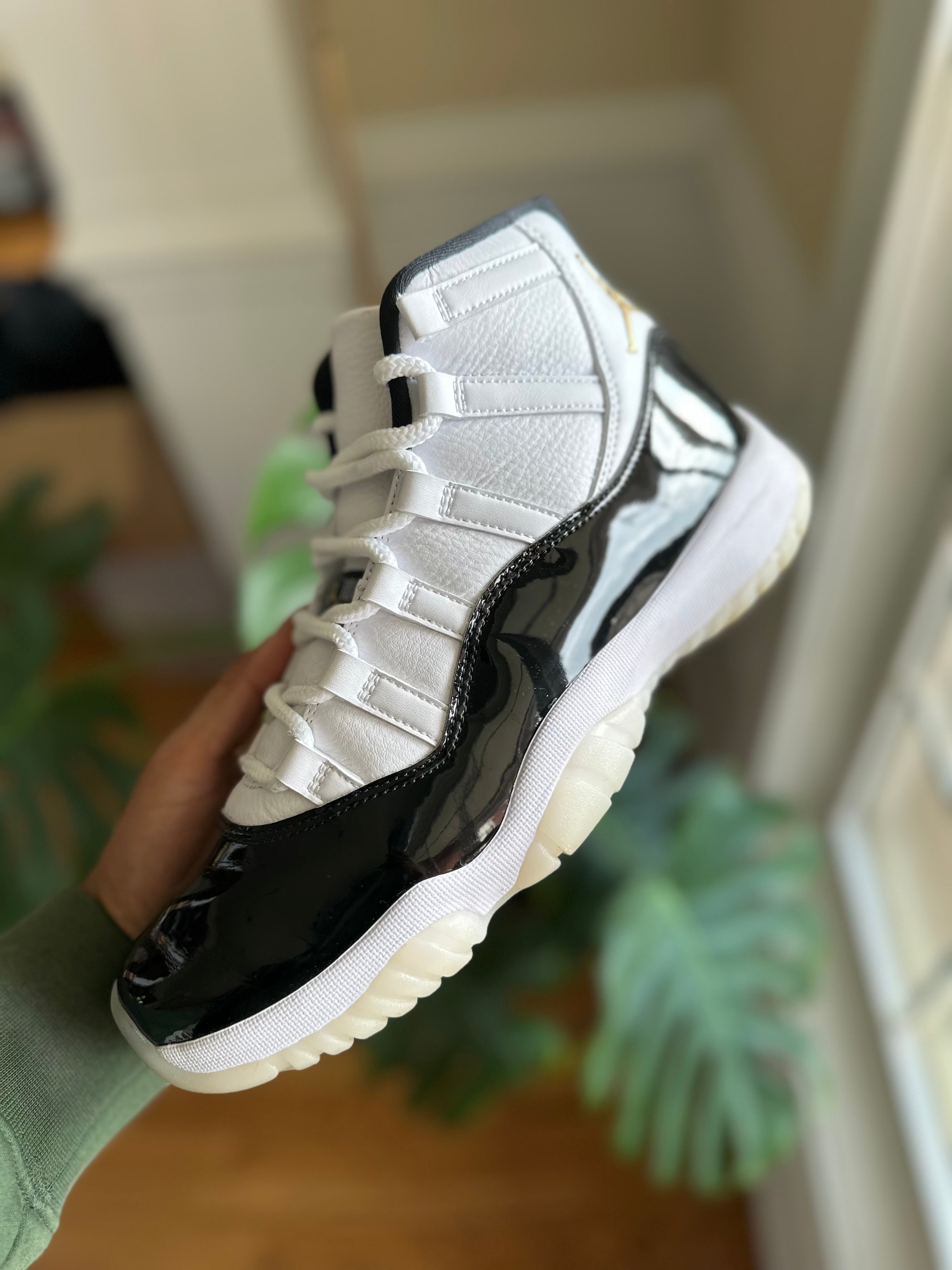 Size 9 - J11 gratitude