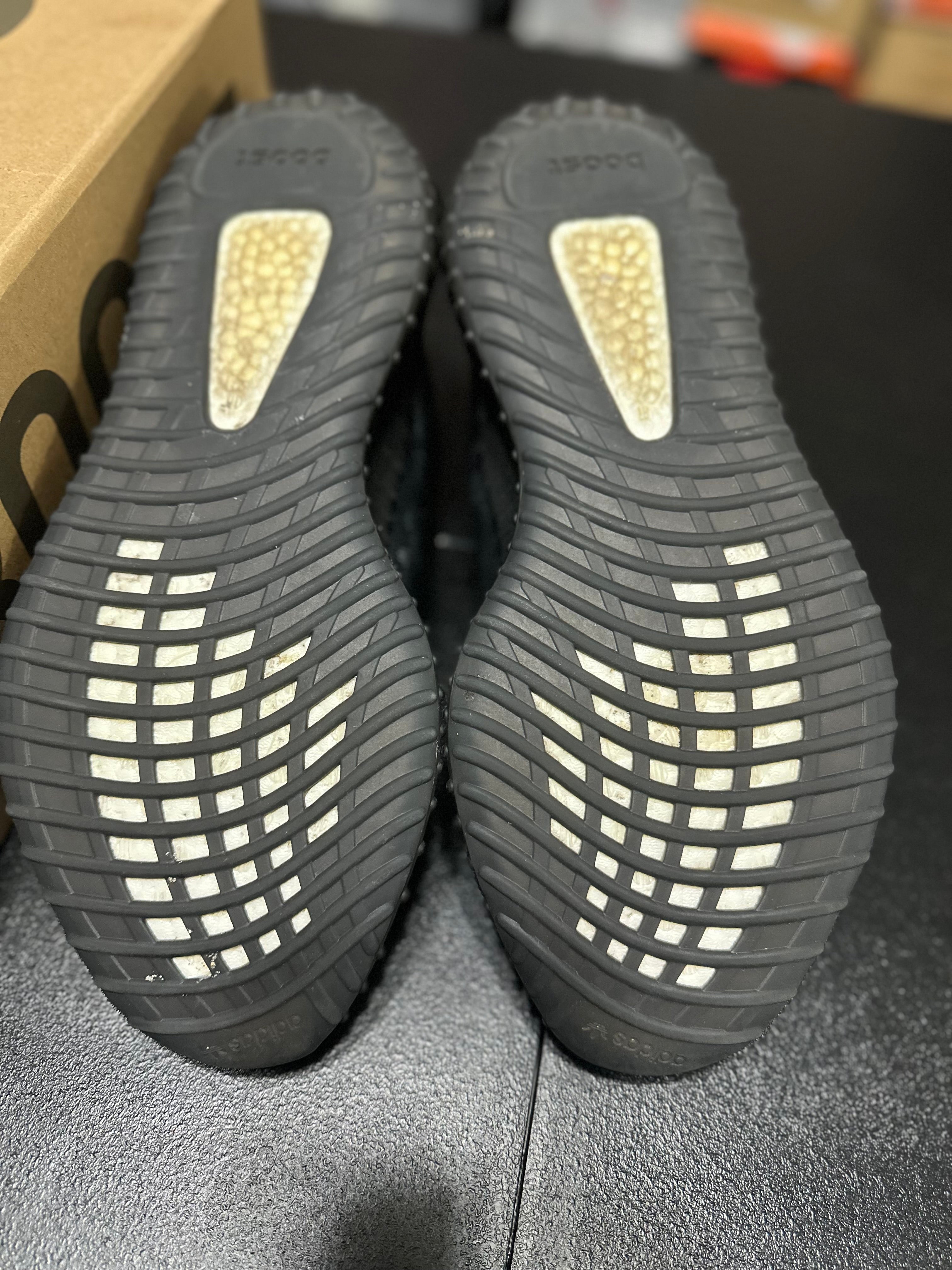 Size 12 - YZY 350 mono cinder