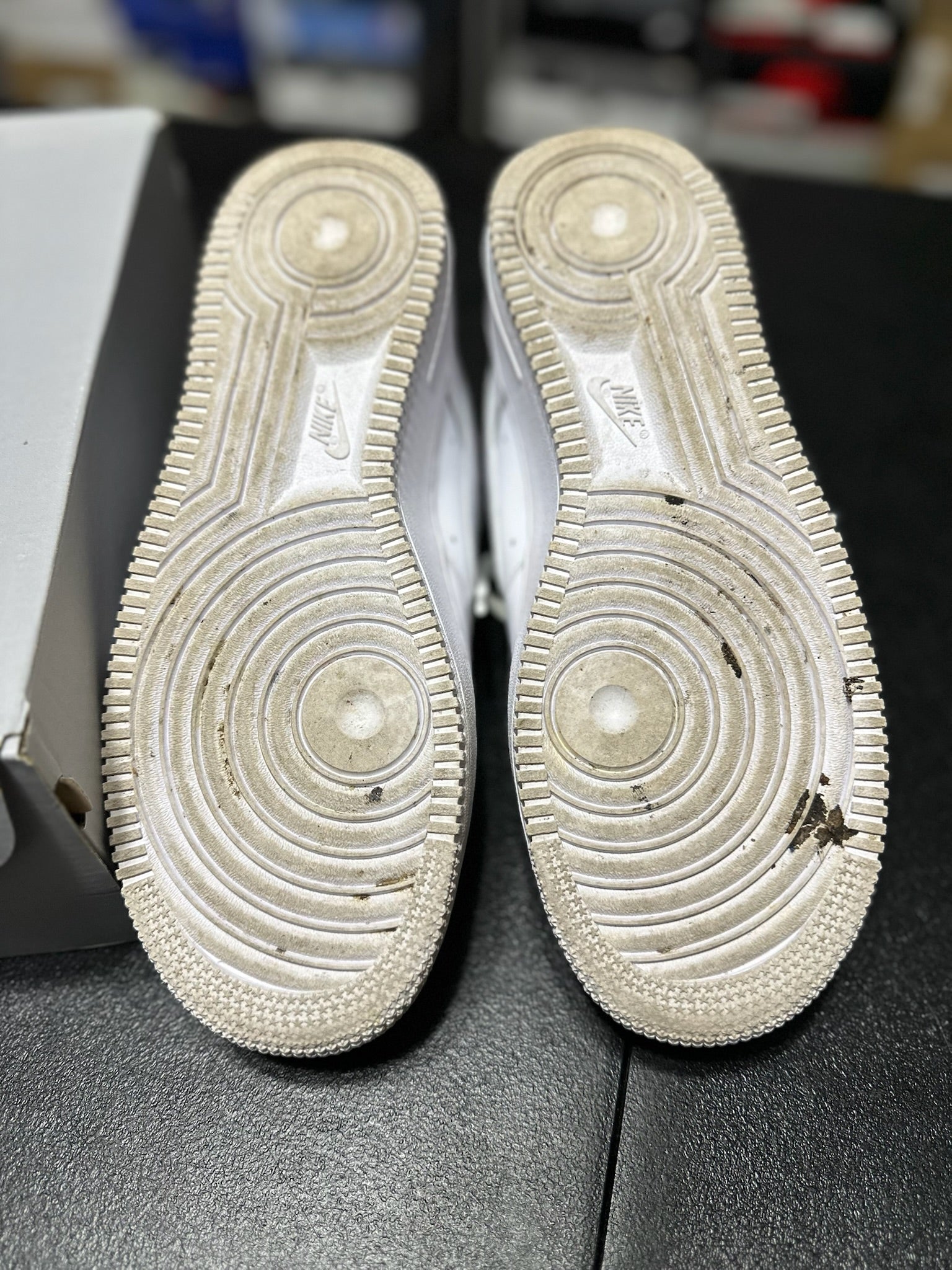 Size 7.5 - AF 1 White