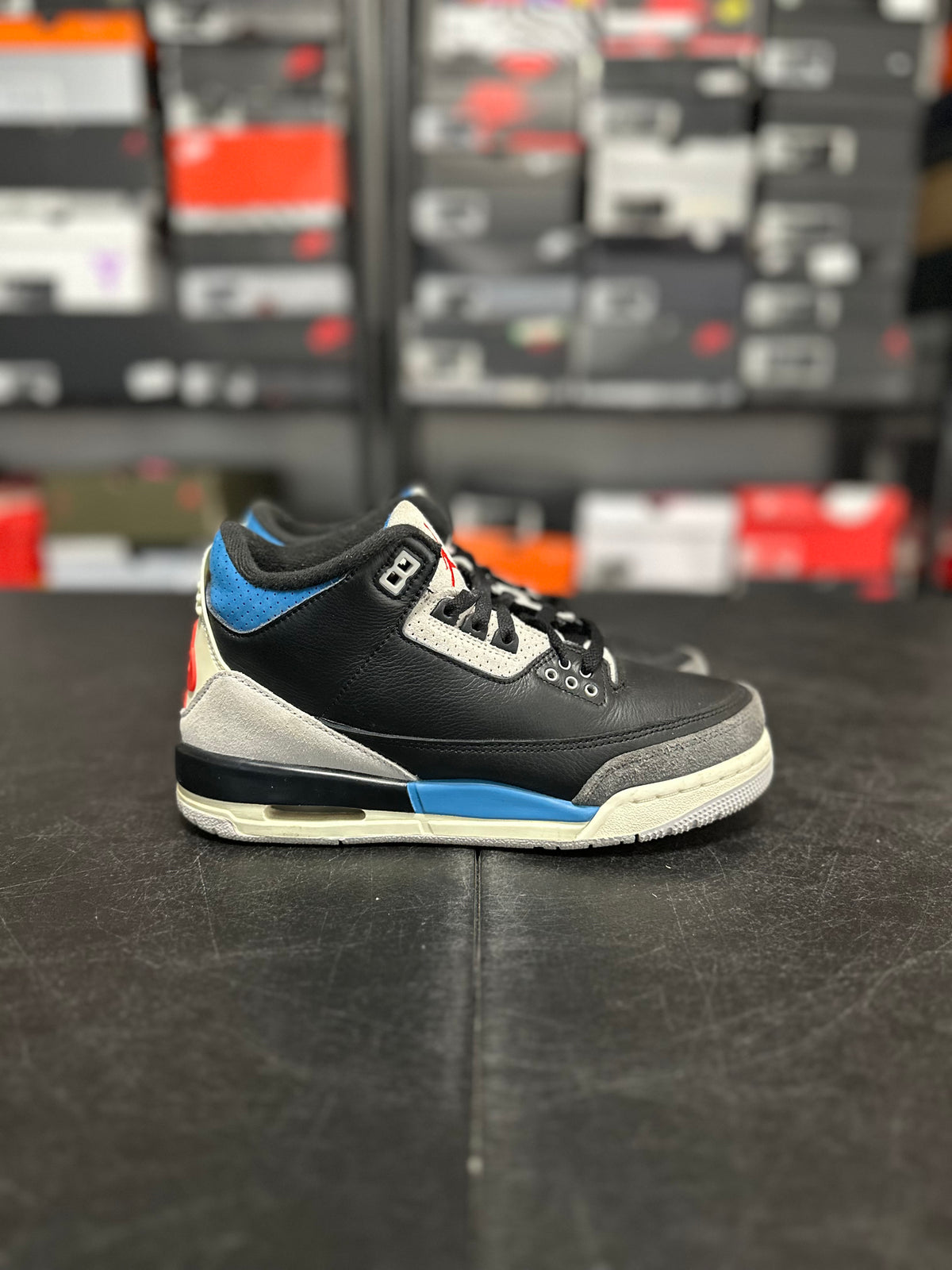 Size 5.5y - J3 rare air