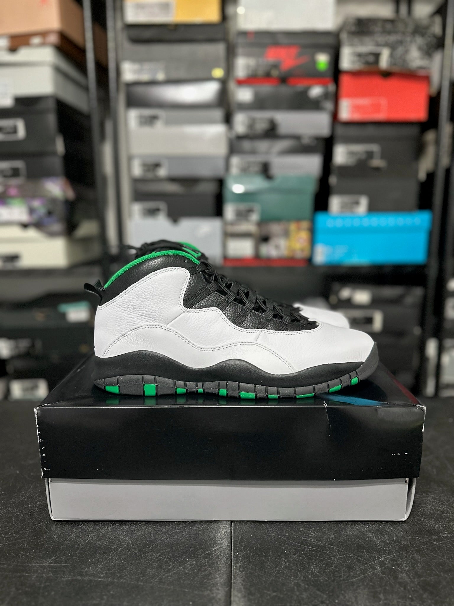 Size 13 - J10 Seattle DS
