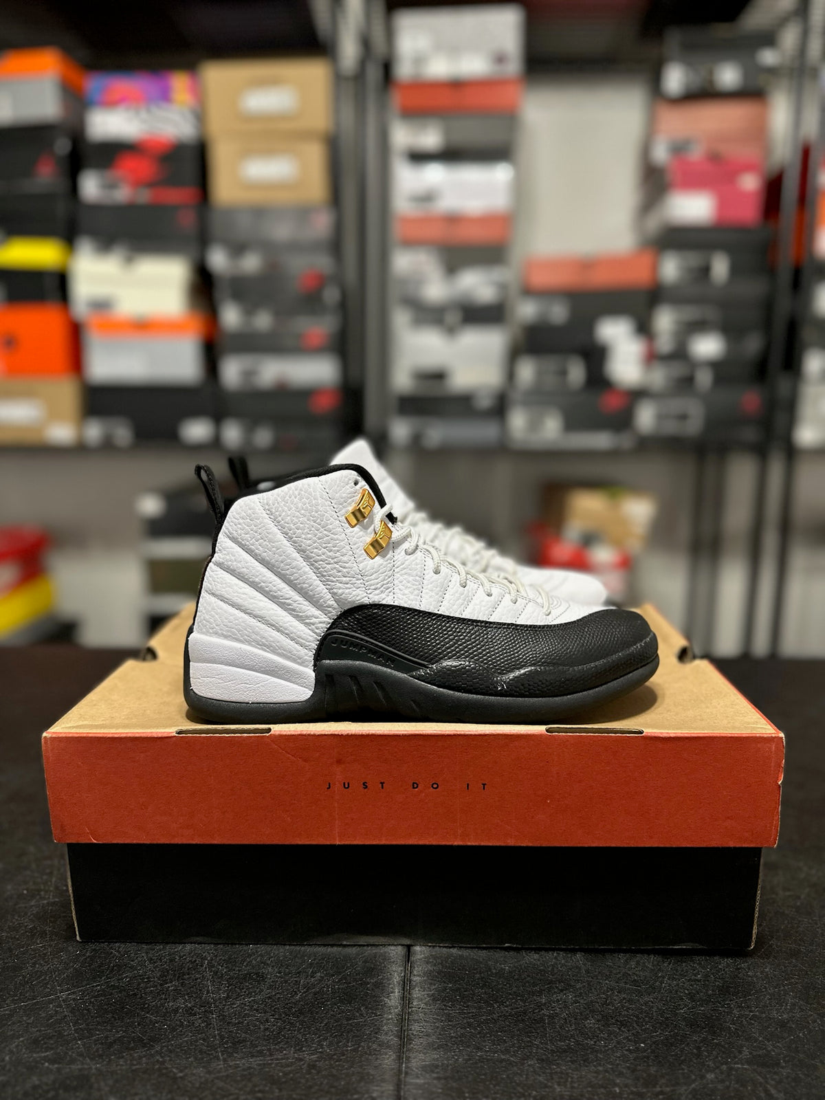 Size 7.5 - J12 Taxi