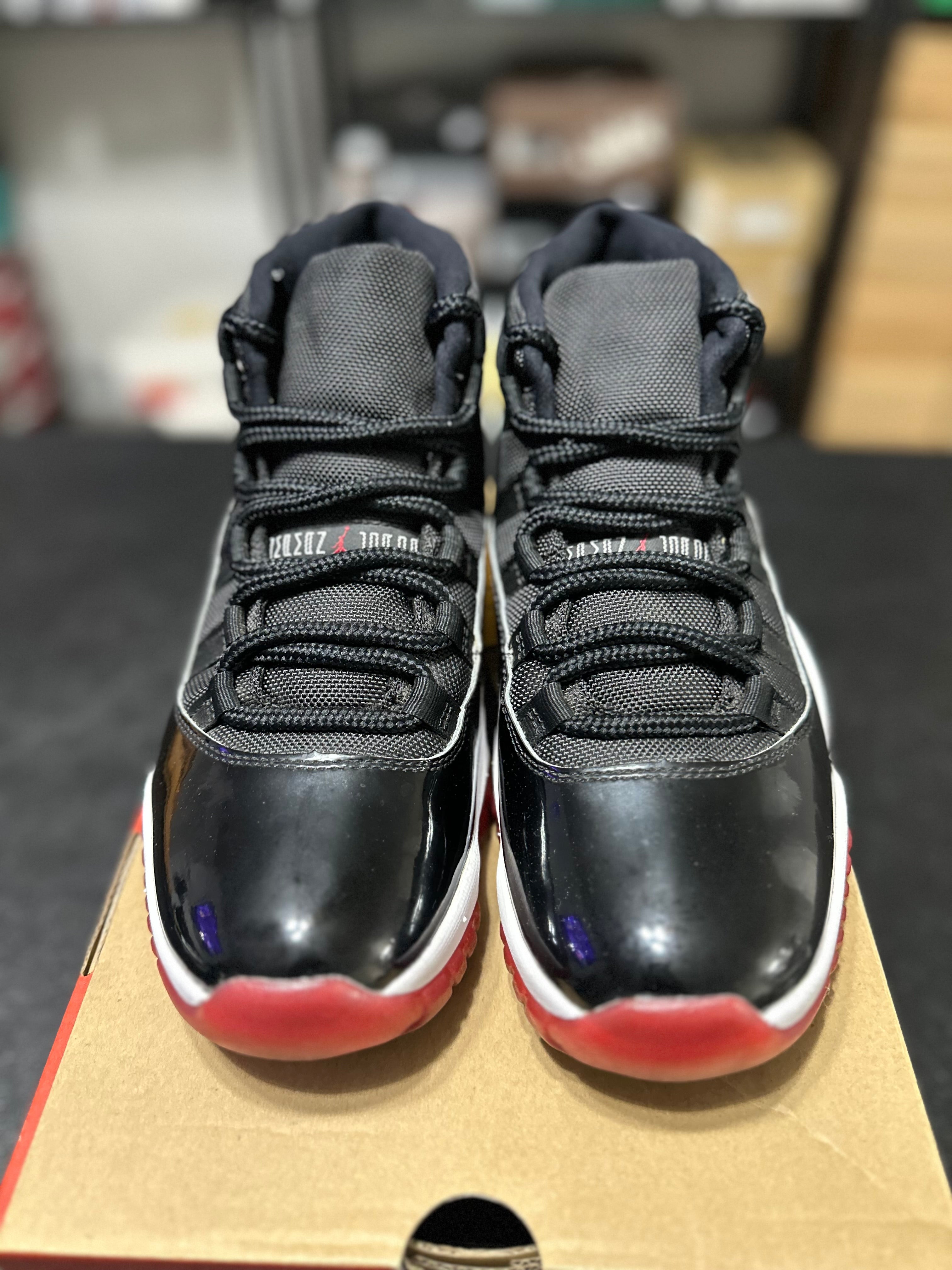 Size 10 - J11 bred