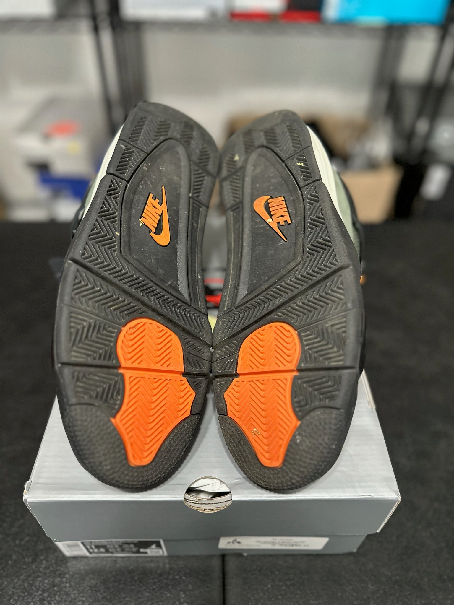 Size 11 - J4 Undefeated