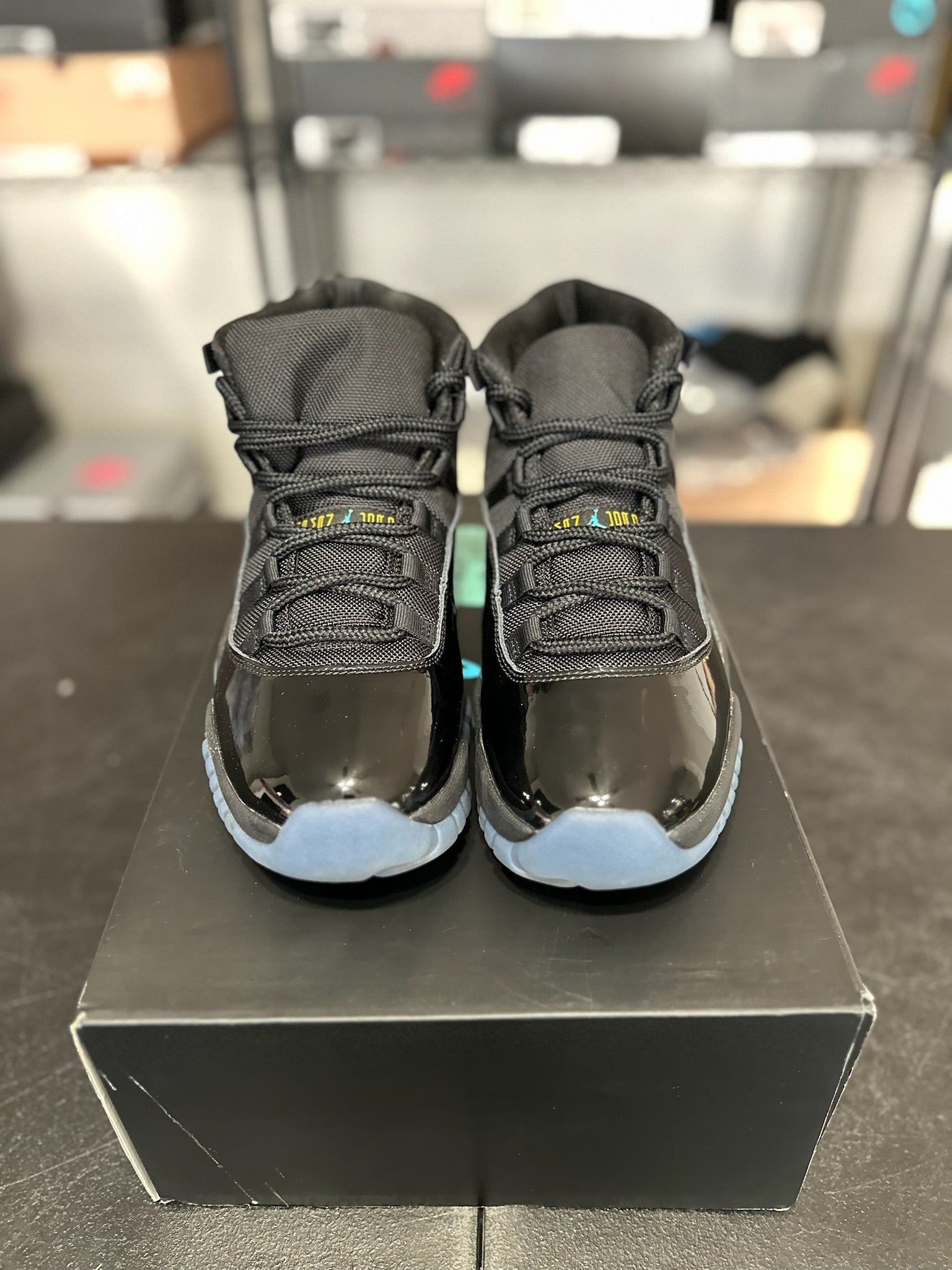 Size 9.5 - J11 Gamma Blue