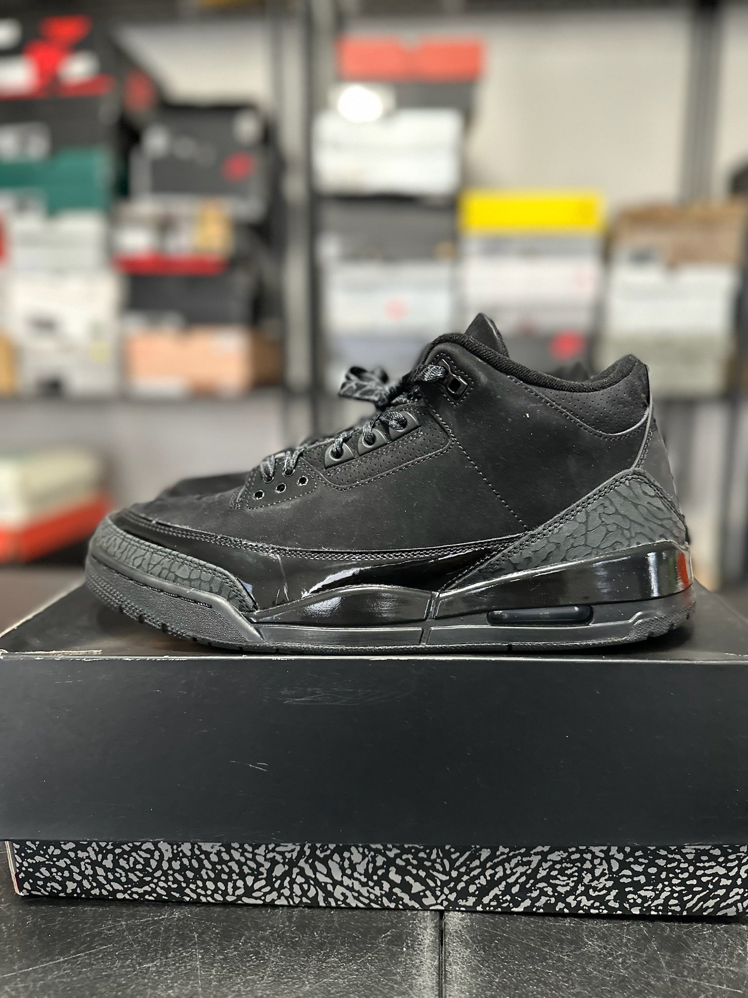 Size 11.5 - J3 Black Cat