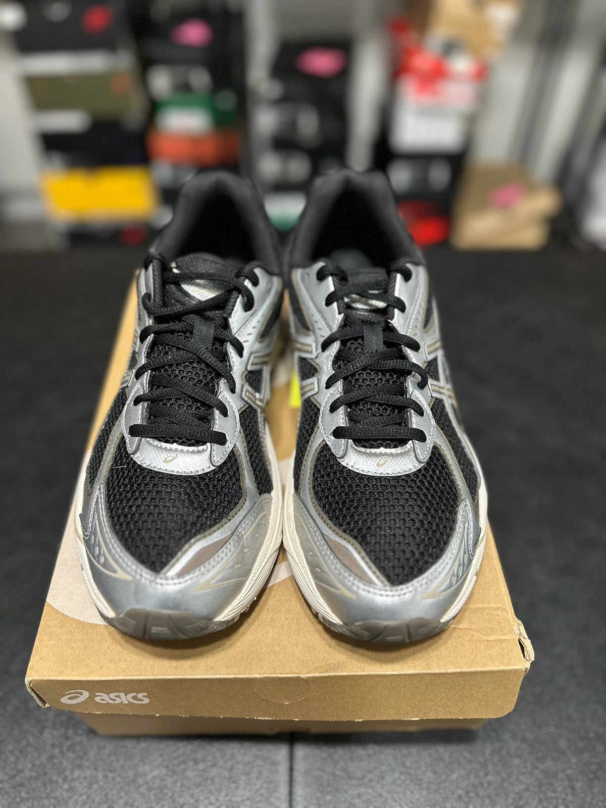 Size 10 - ASICS Gel-Kayano 14 Cream Black