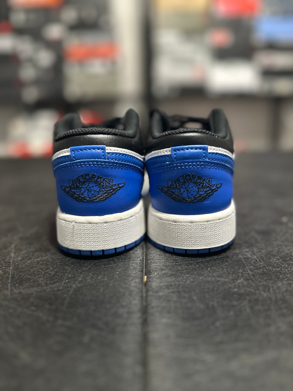 Size 6.5 - J1 low royal toe