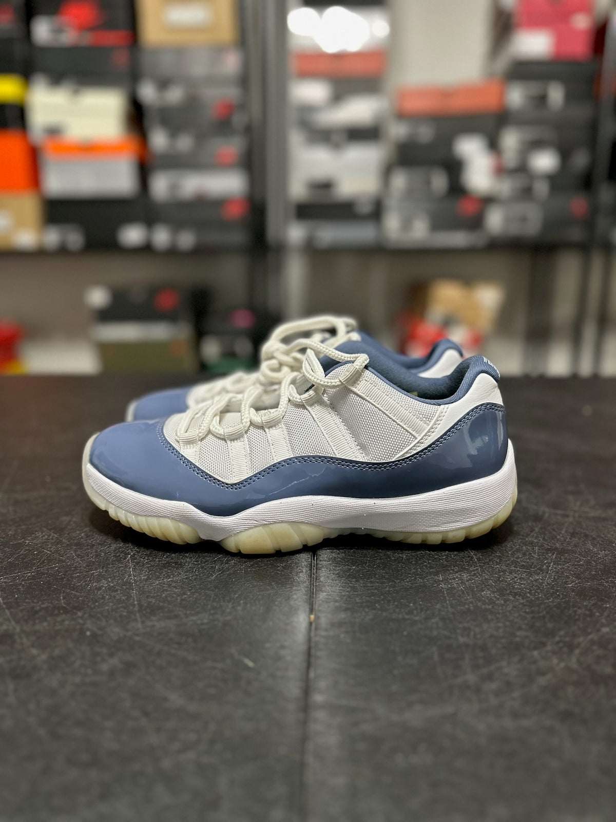 Size 8.5 - J11 Diffused Blue