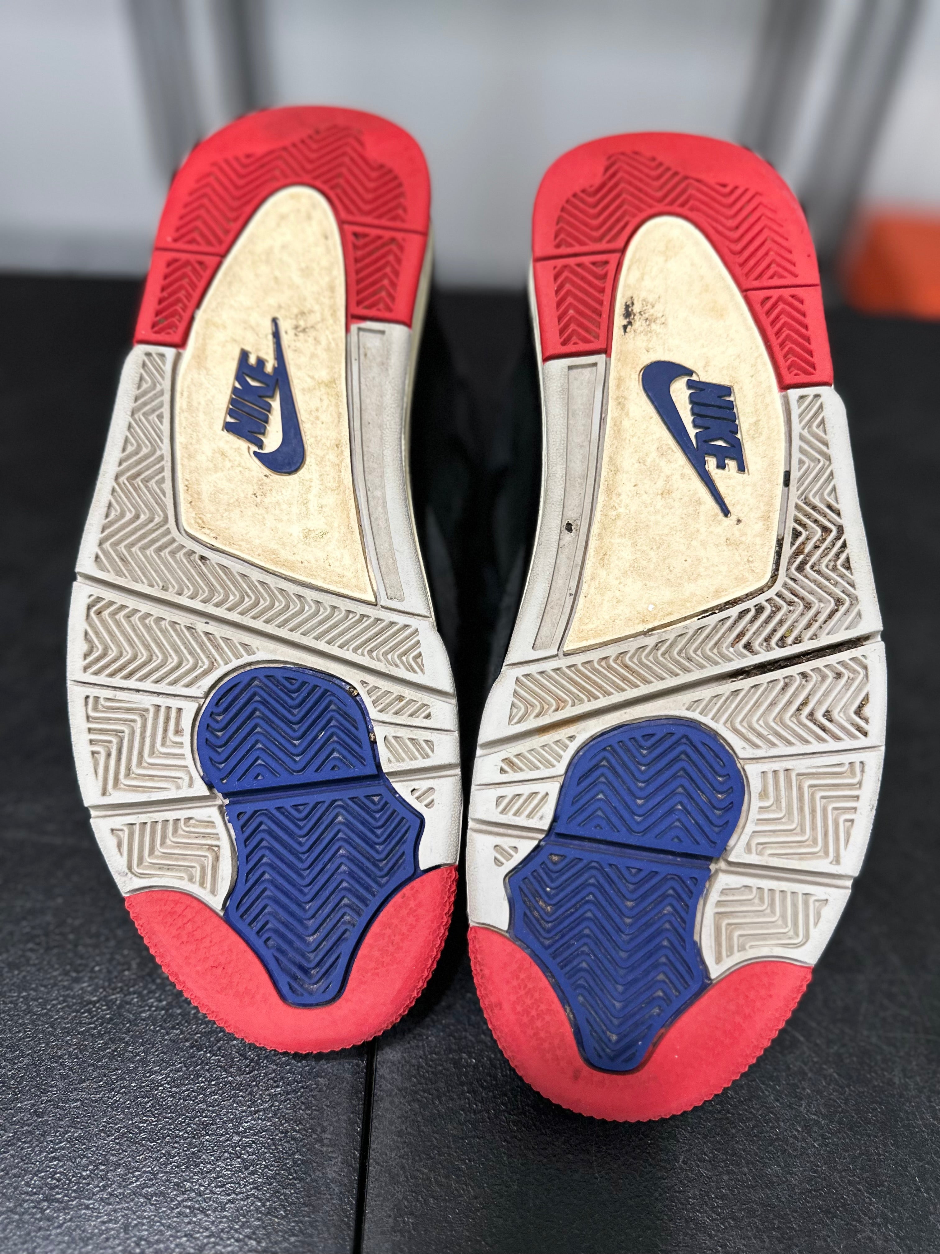 Size 9.5 - J4 rare air