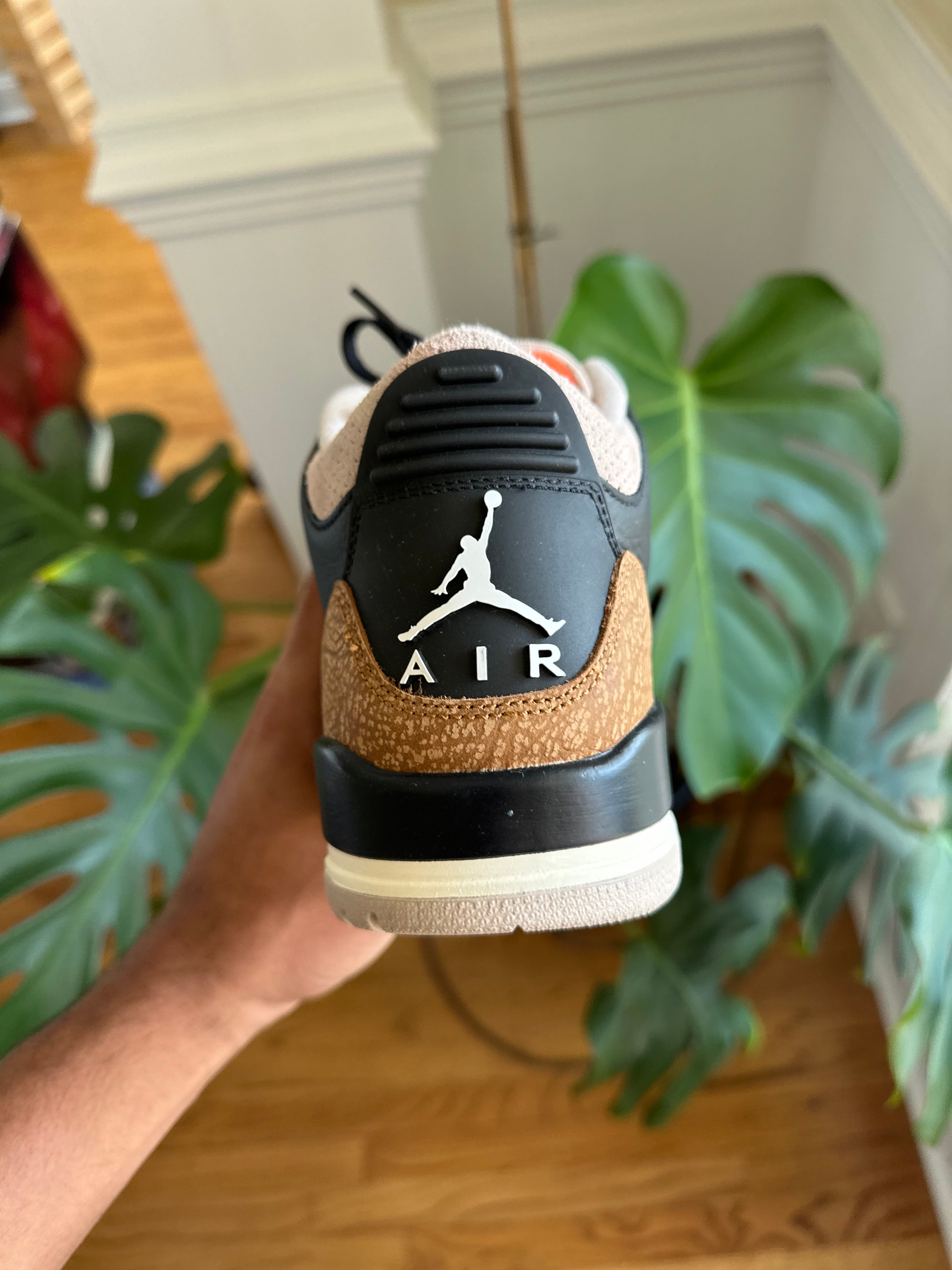 Size 8.5 - J3 desert elephant