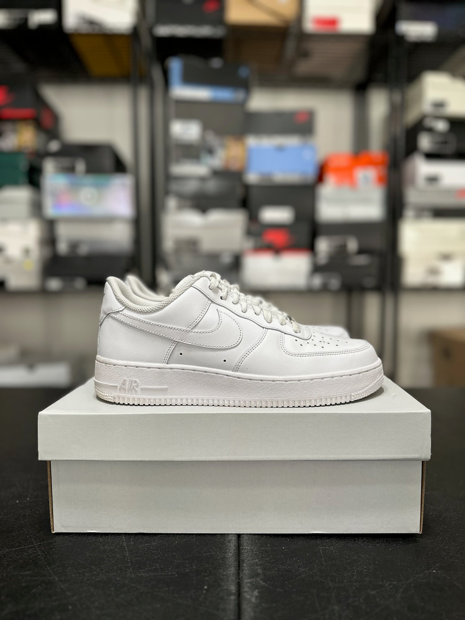 Size 9 - AF 1 ‘07 White