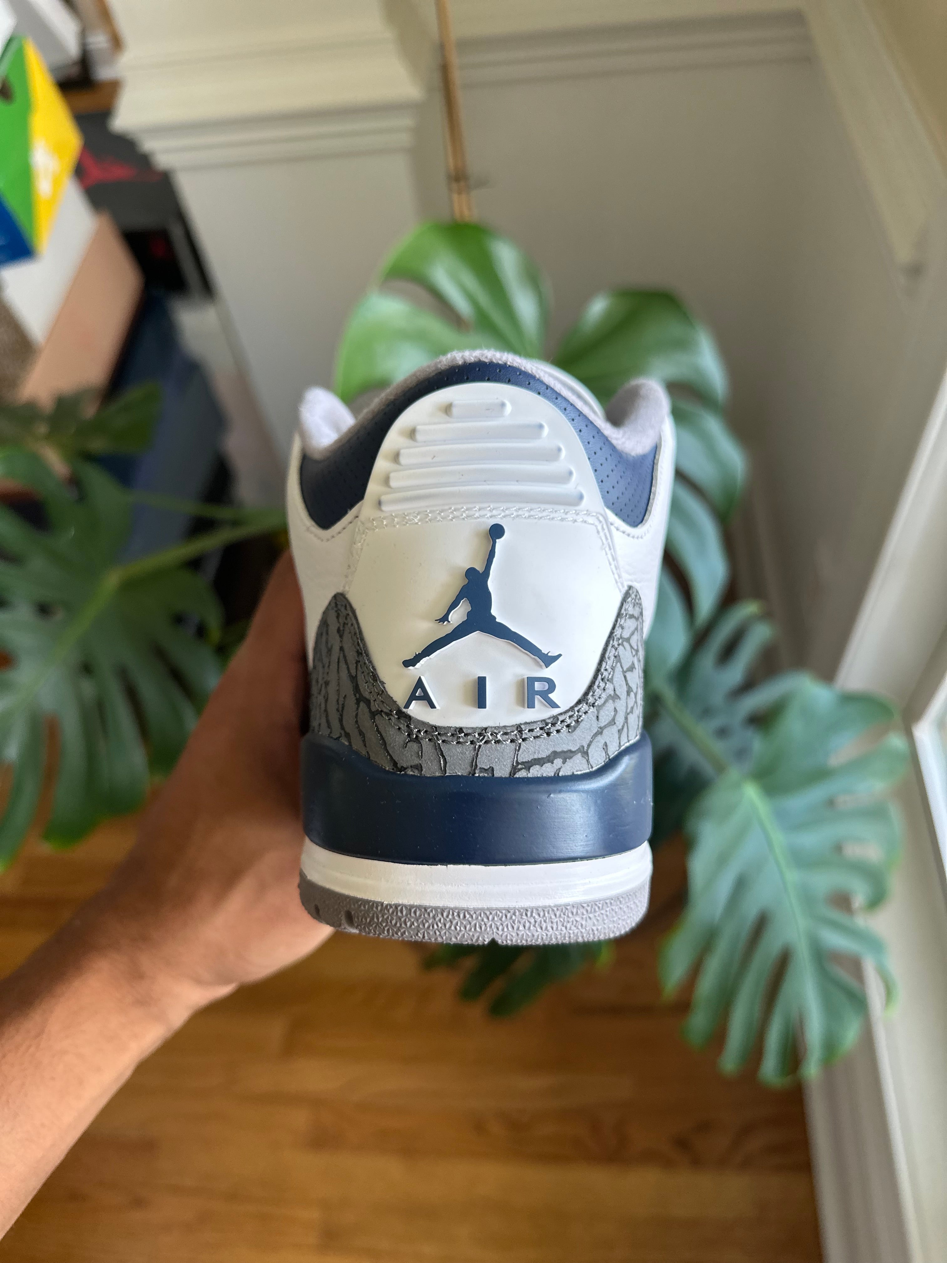 Size 8.5 - J3 midnight navy