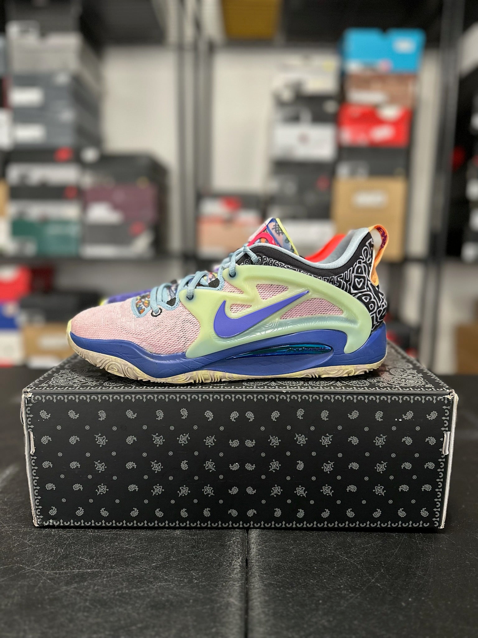 Size 10 - KD 15 What The