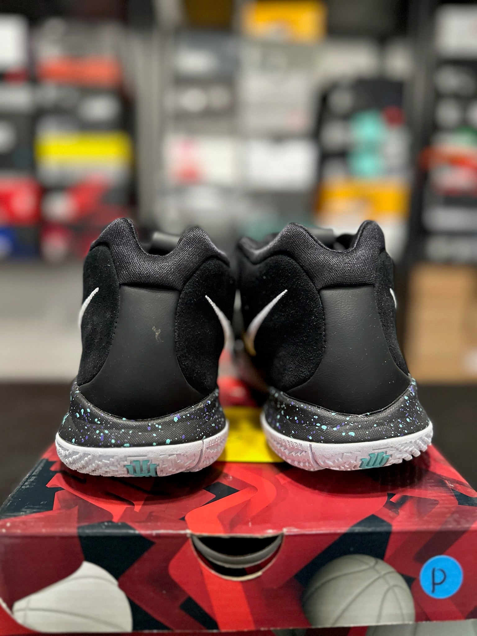 Size 9 - Kyrie 4 Ankle Taker