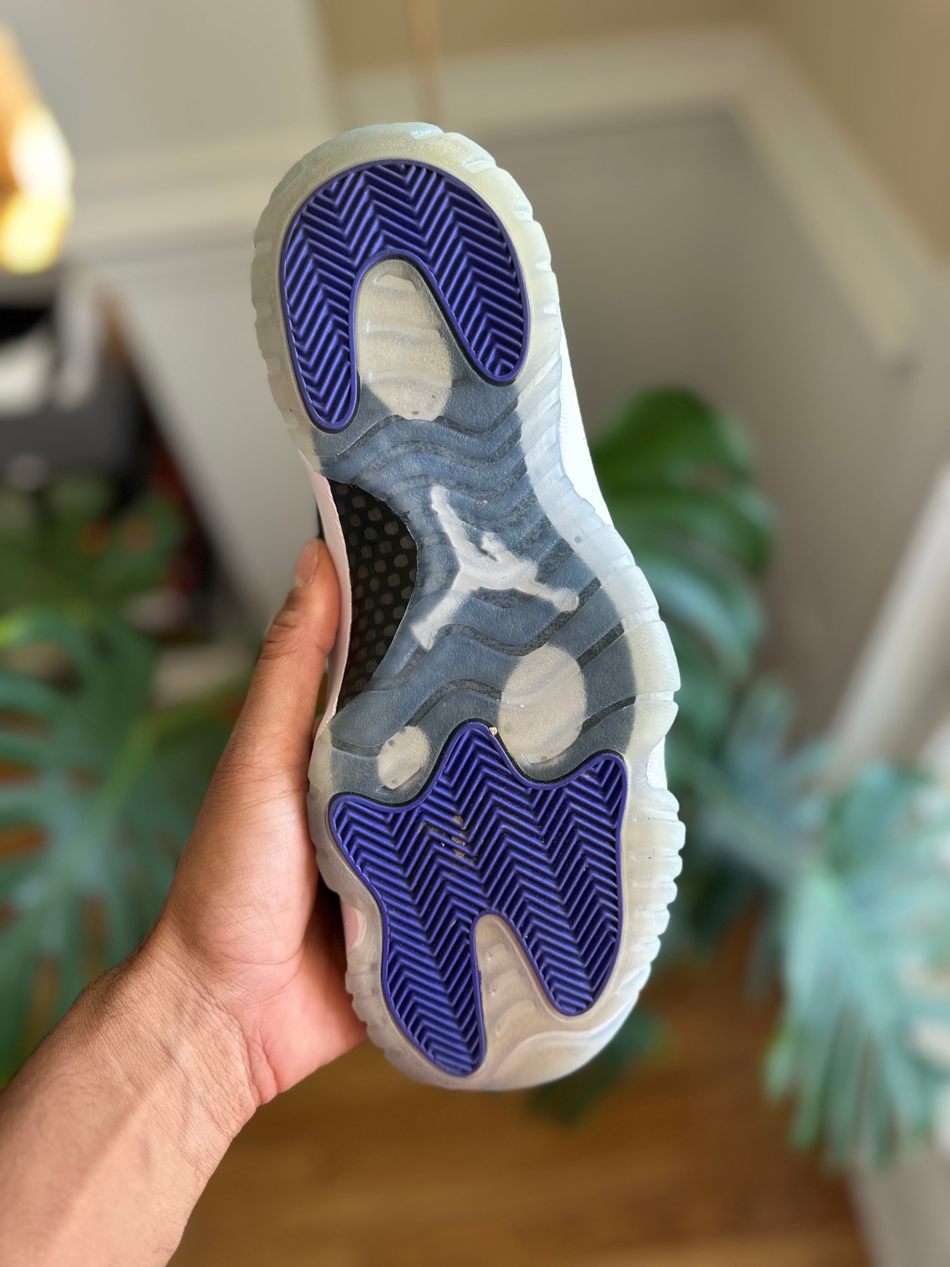 Size 9 - J11 concord
