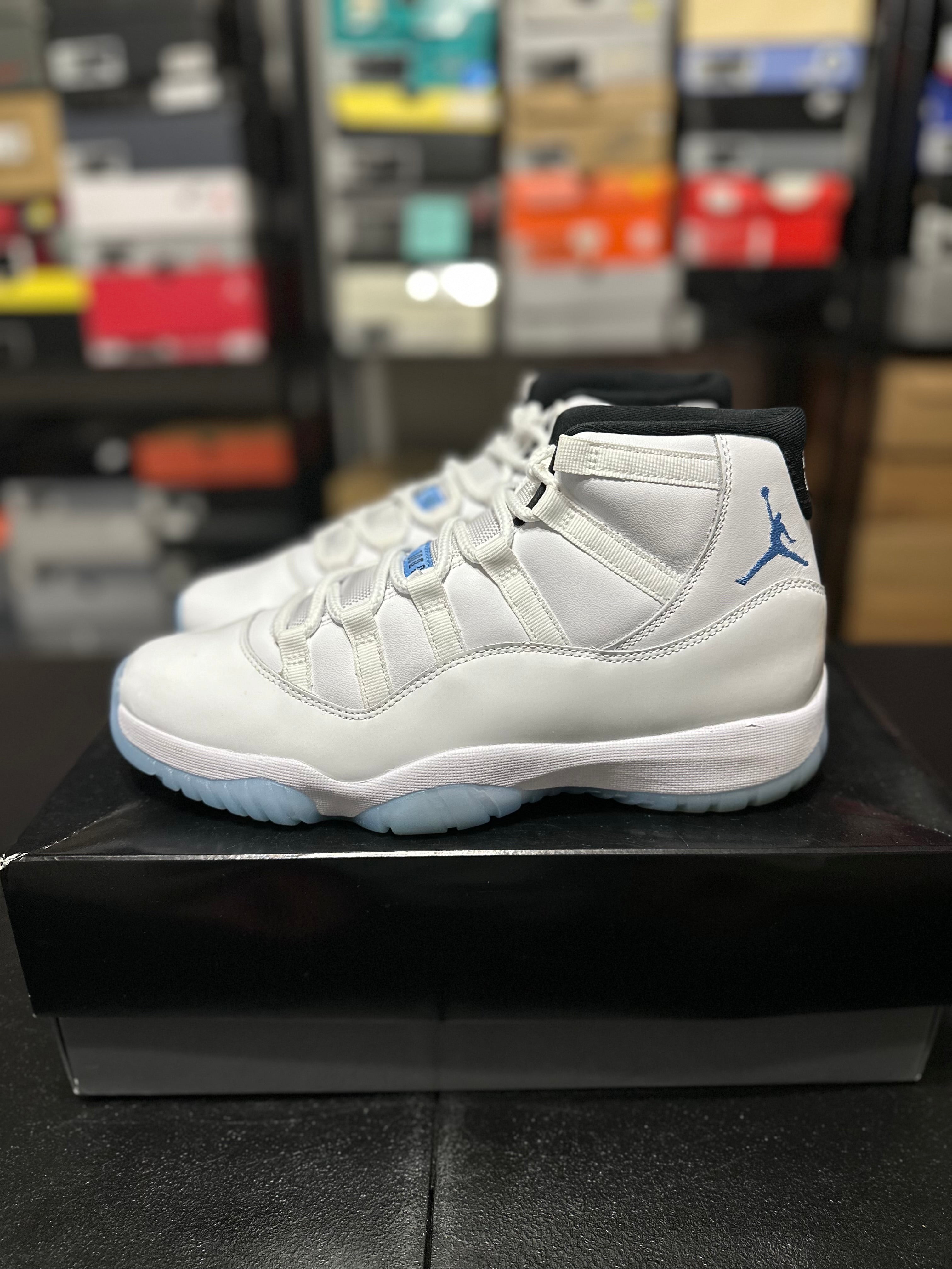 Size 9.5 - J11 legend blue 2024