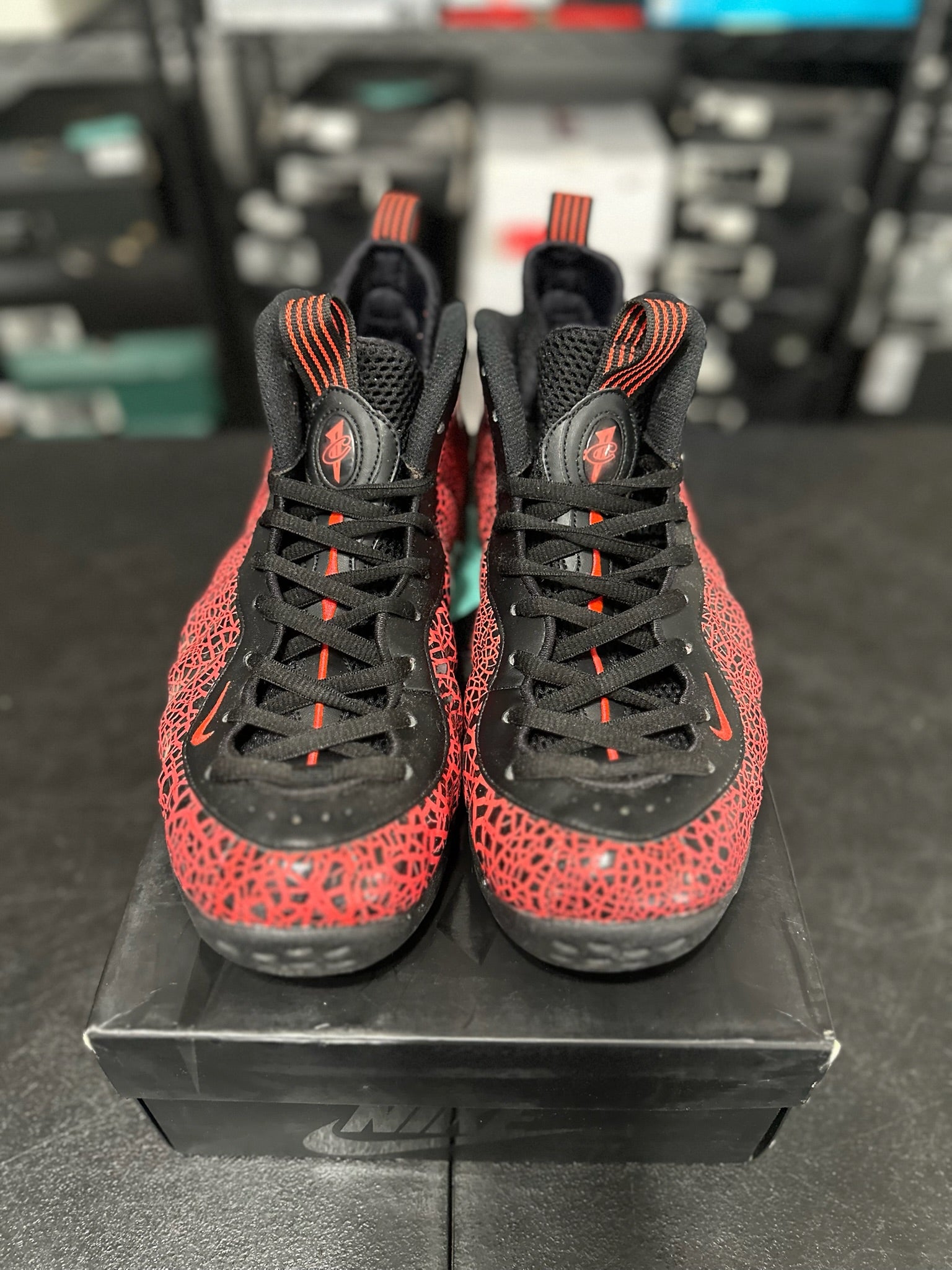 Size 10.5 - Foamposite 1 Cracked Lava