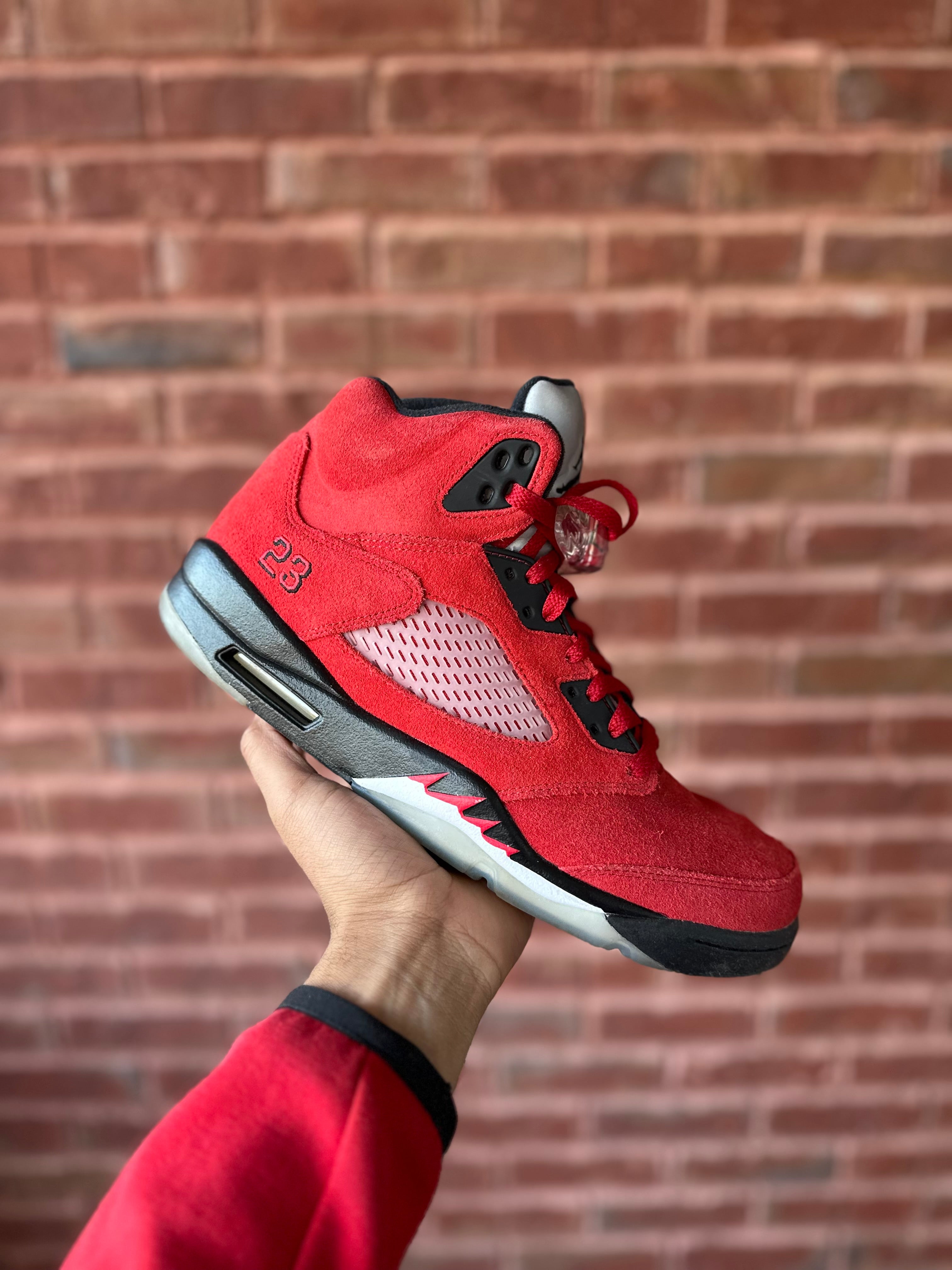 Size 11 - J5 raging bull