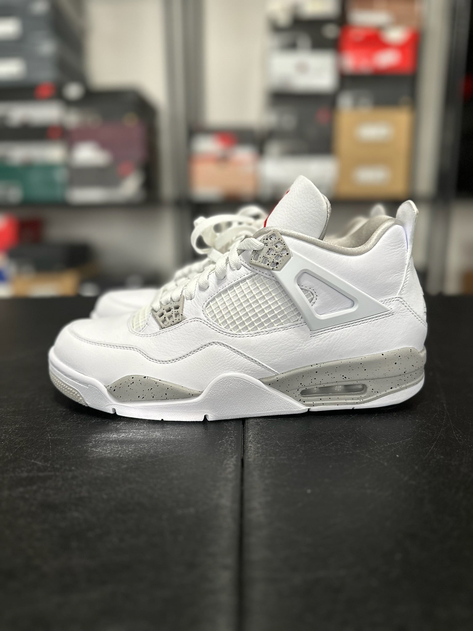 Size 11 - J4 White Oreo DS