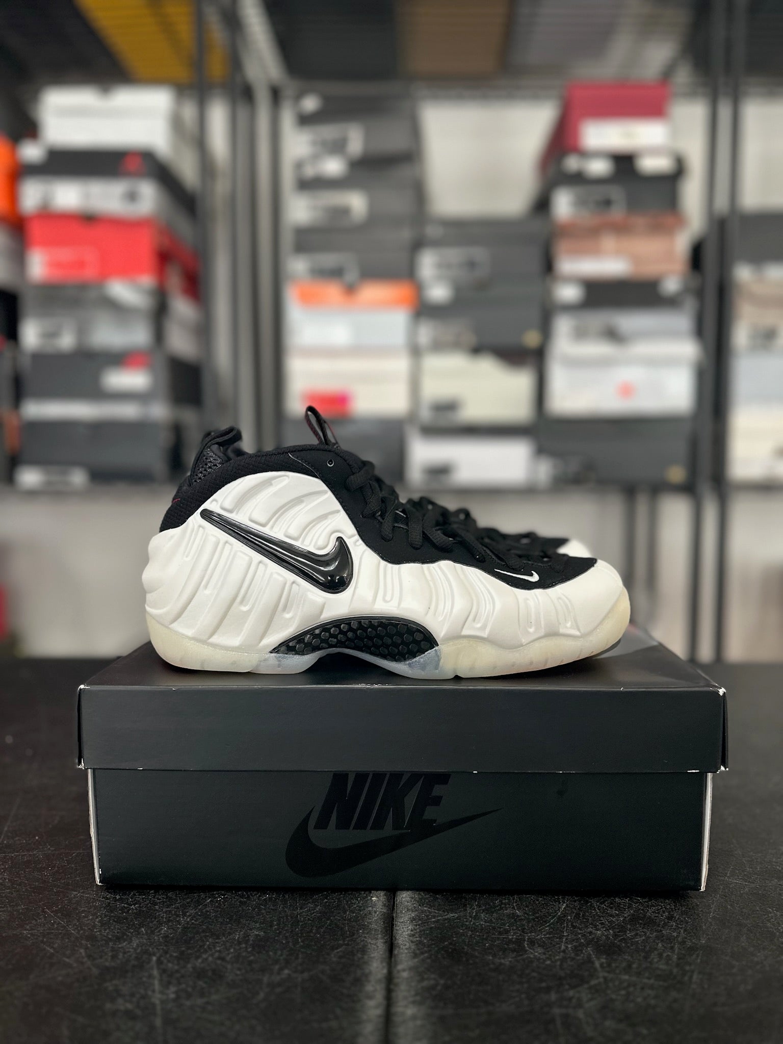 Size 8.5 - Foamposite Pro Pearl