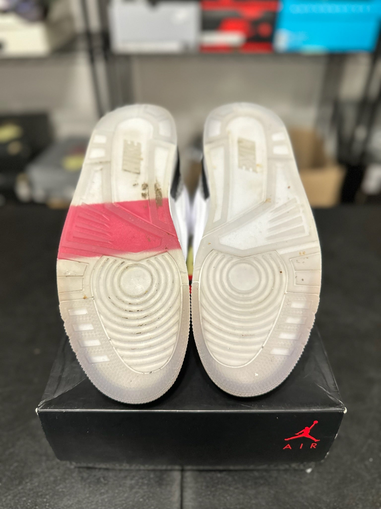 Size 10.5 - J3 Free Throw Line White Cement