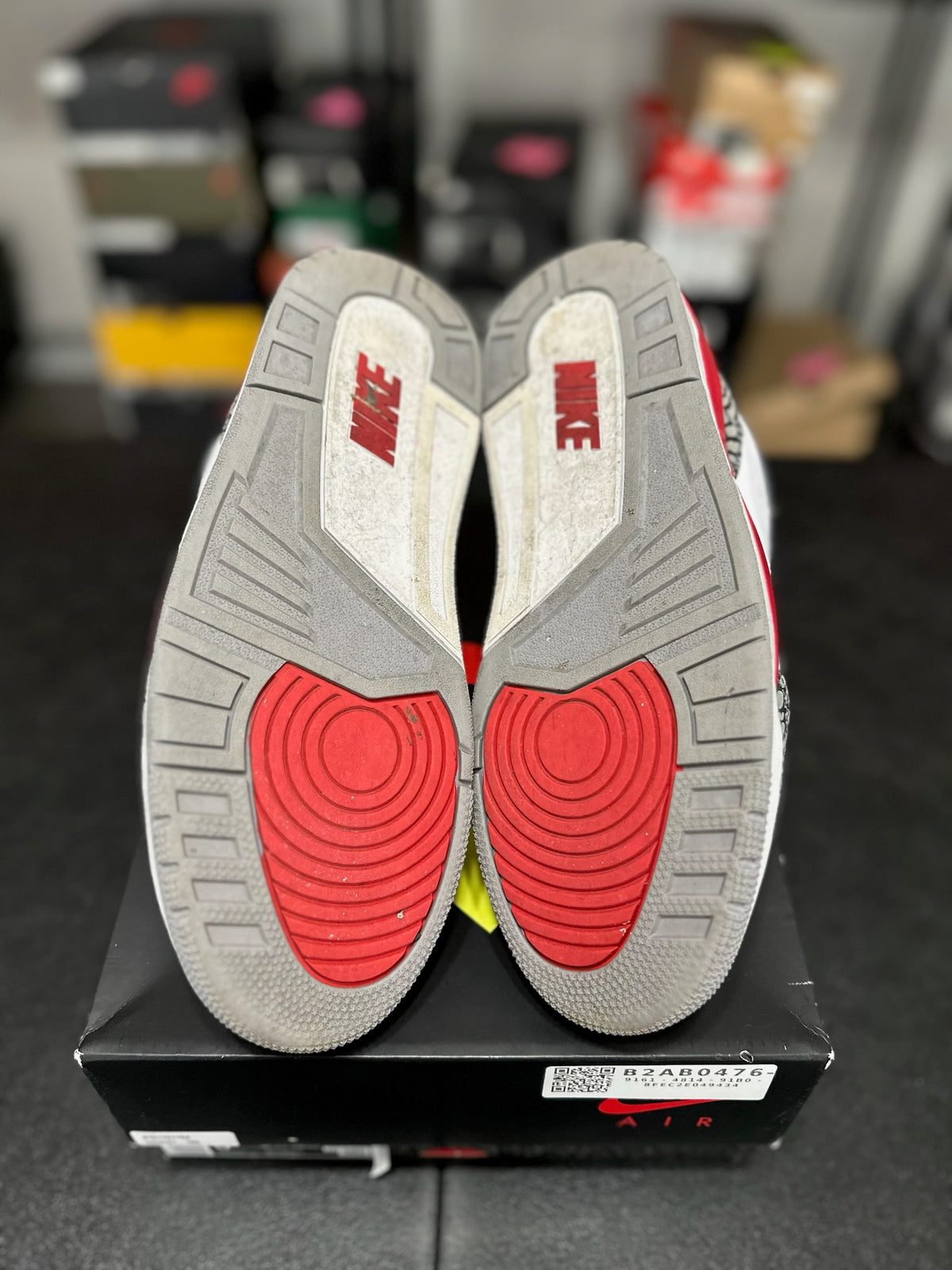 Size 9 - J3 Fire Red