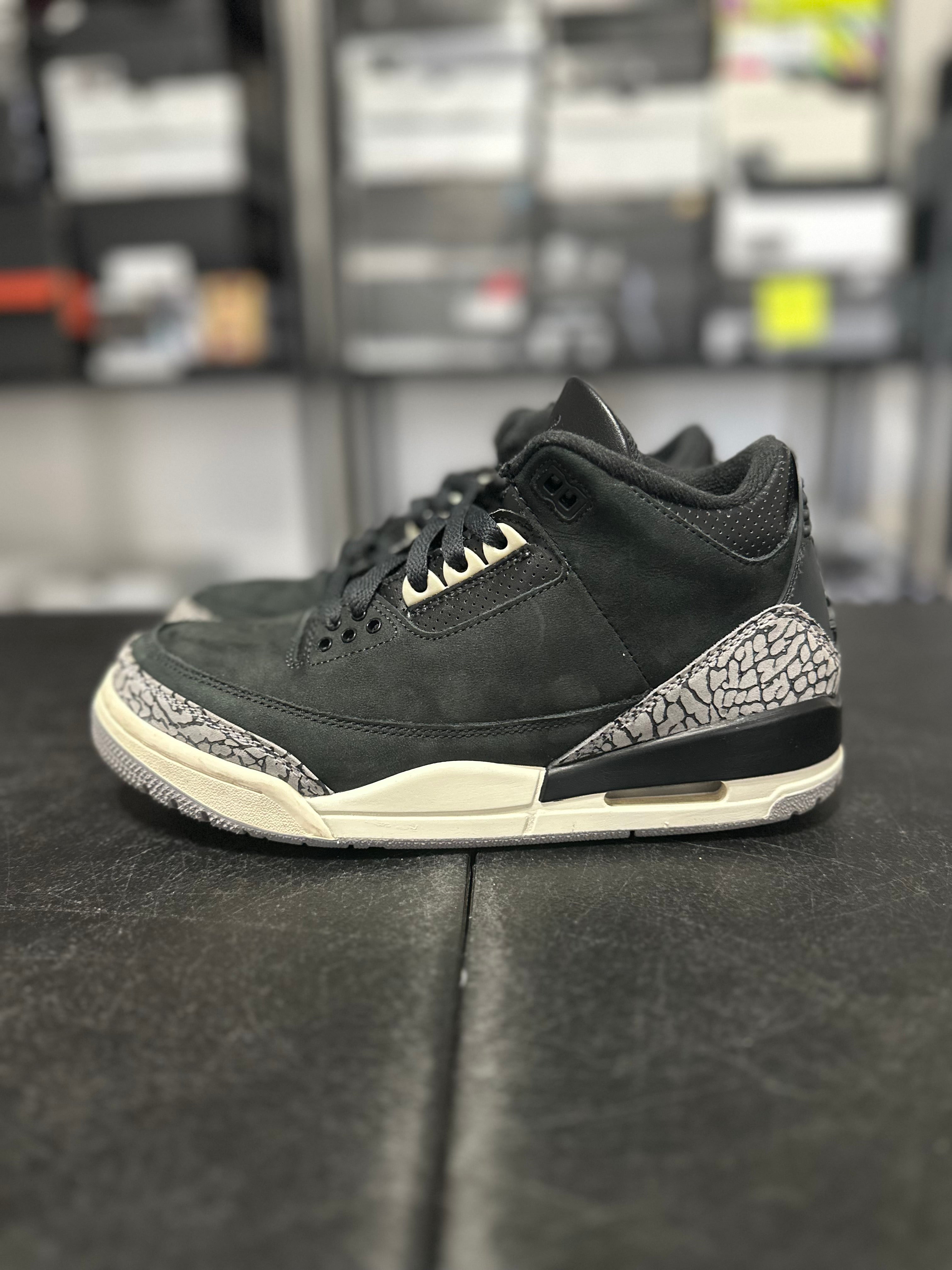 Size 6.5 - (8W) J3 off noir