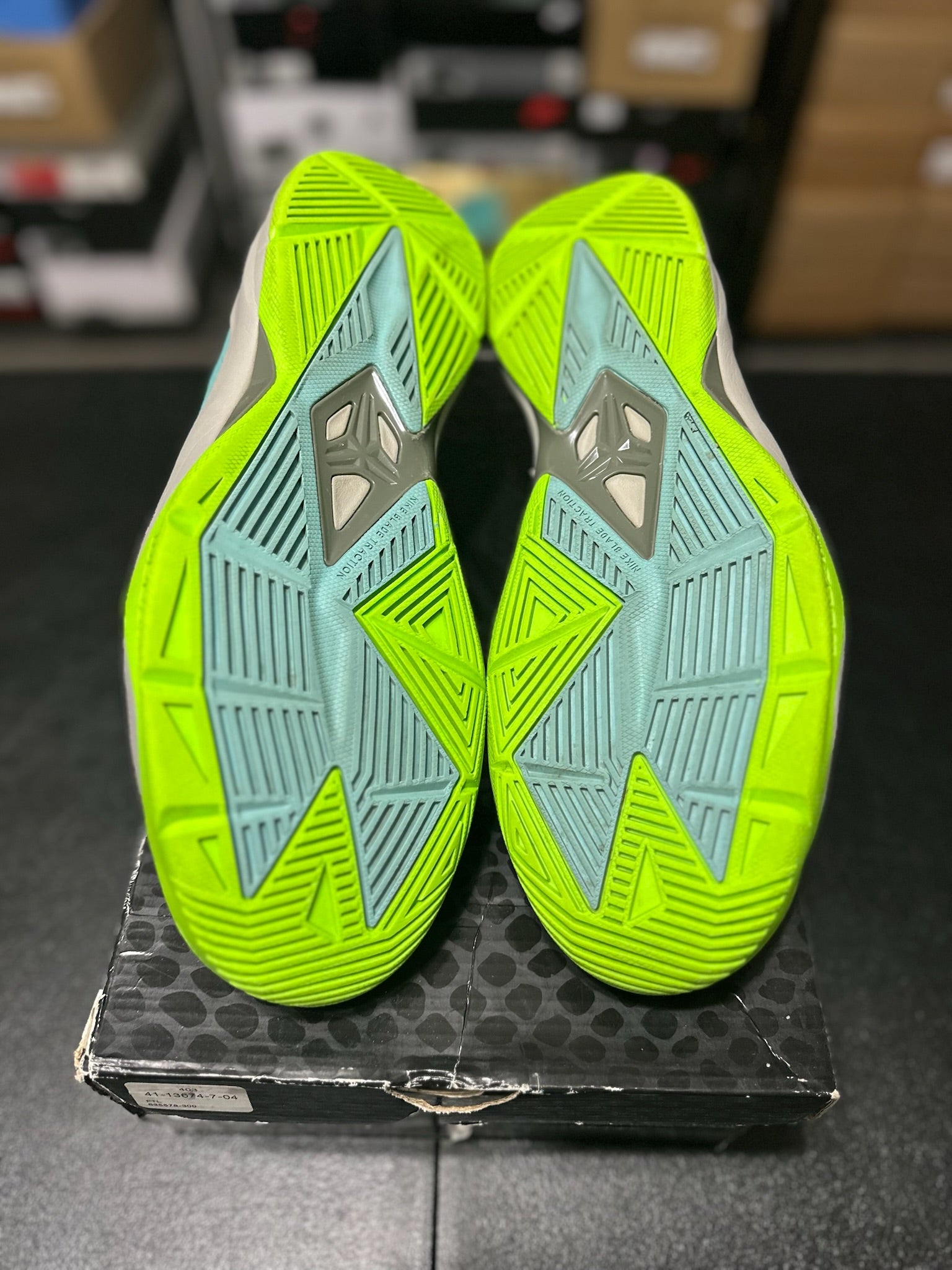 Size 12 - Kobe Venomenon 4 Diffused Jade