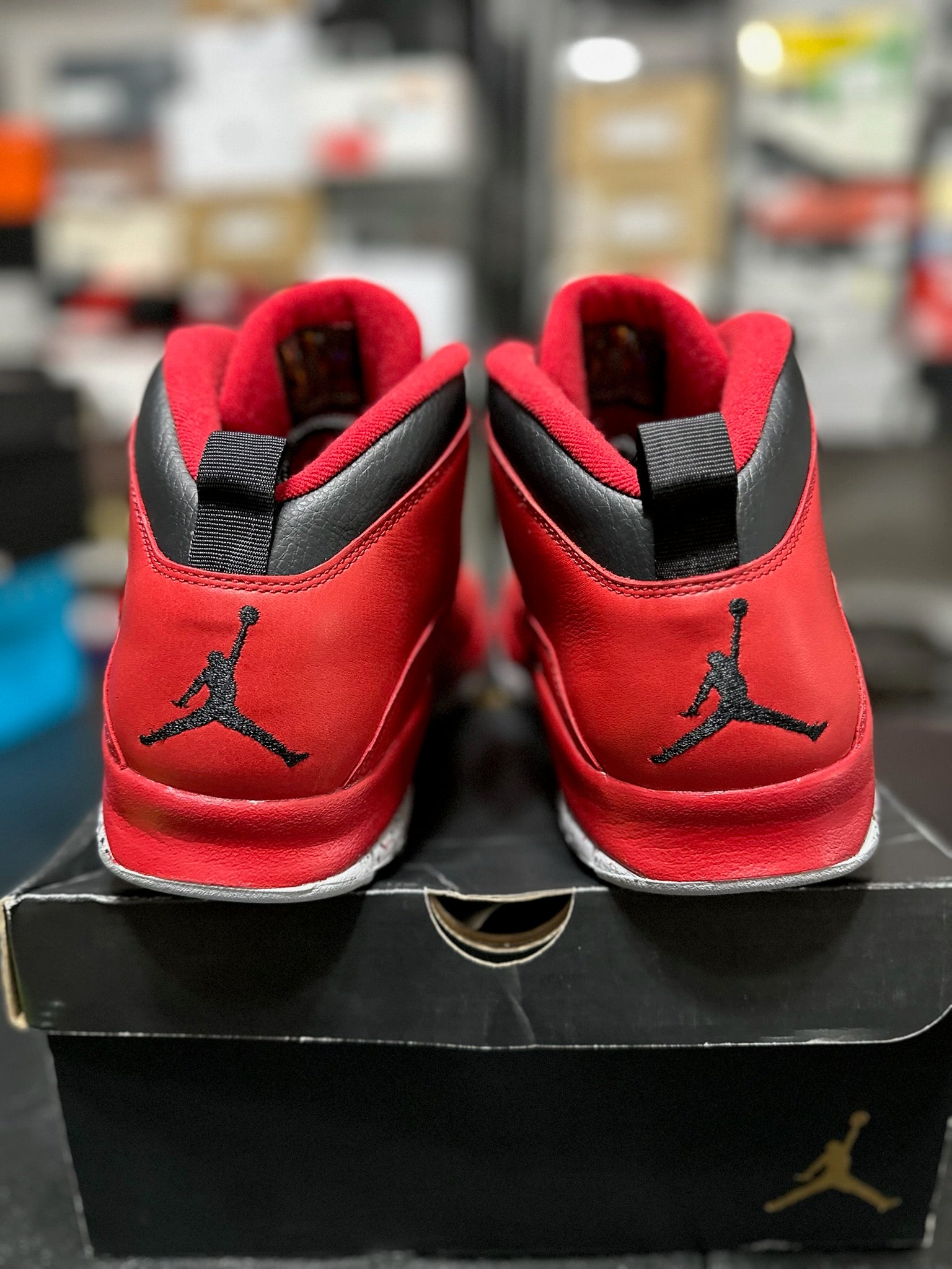 Size 12 - J10 Bulls Over Broadway