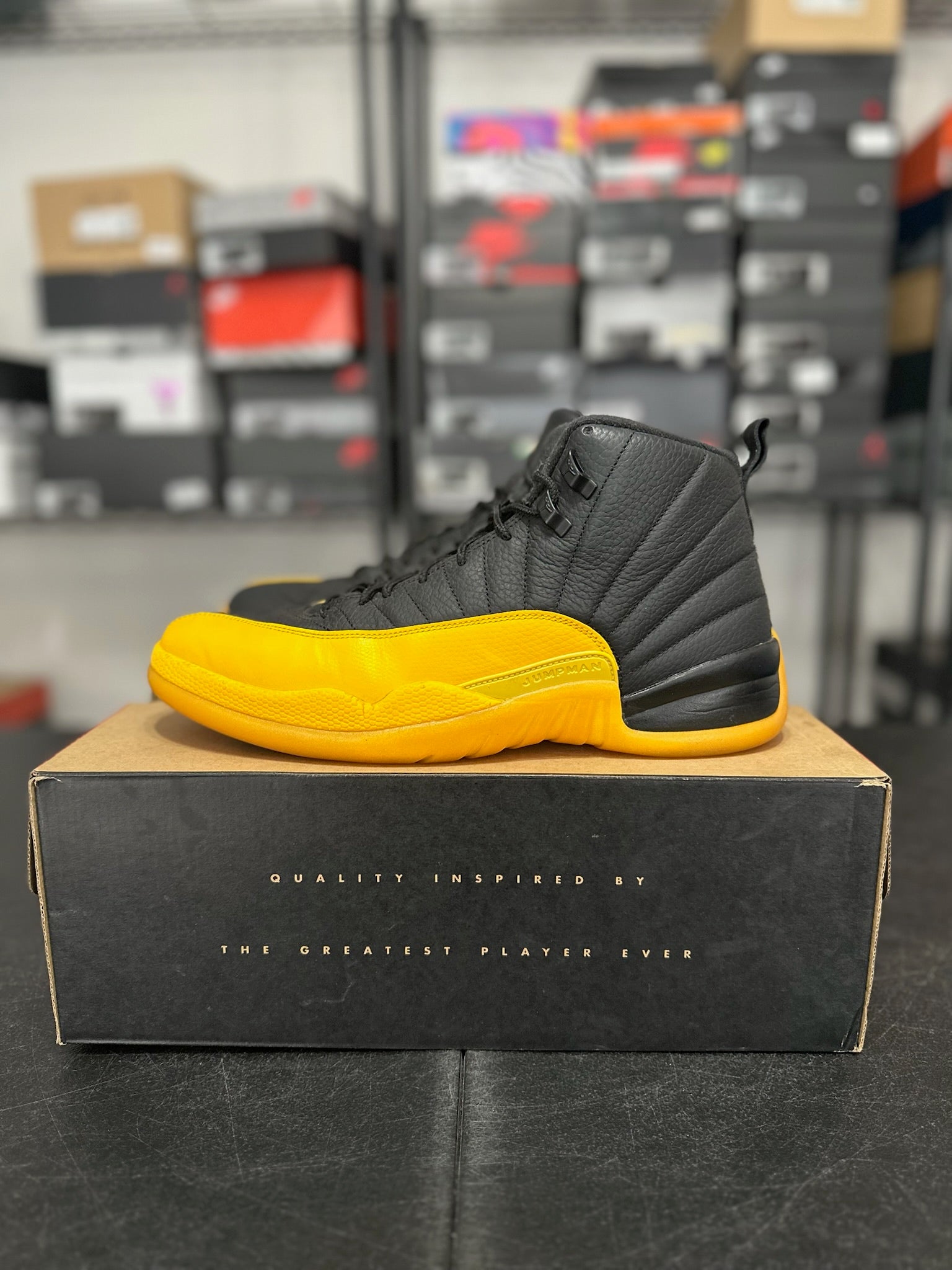 Size 12 - J12 Black university gold