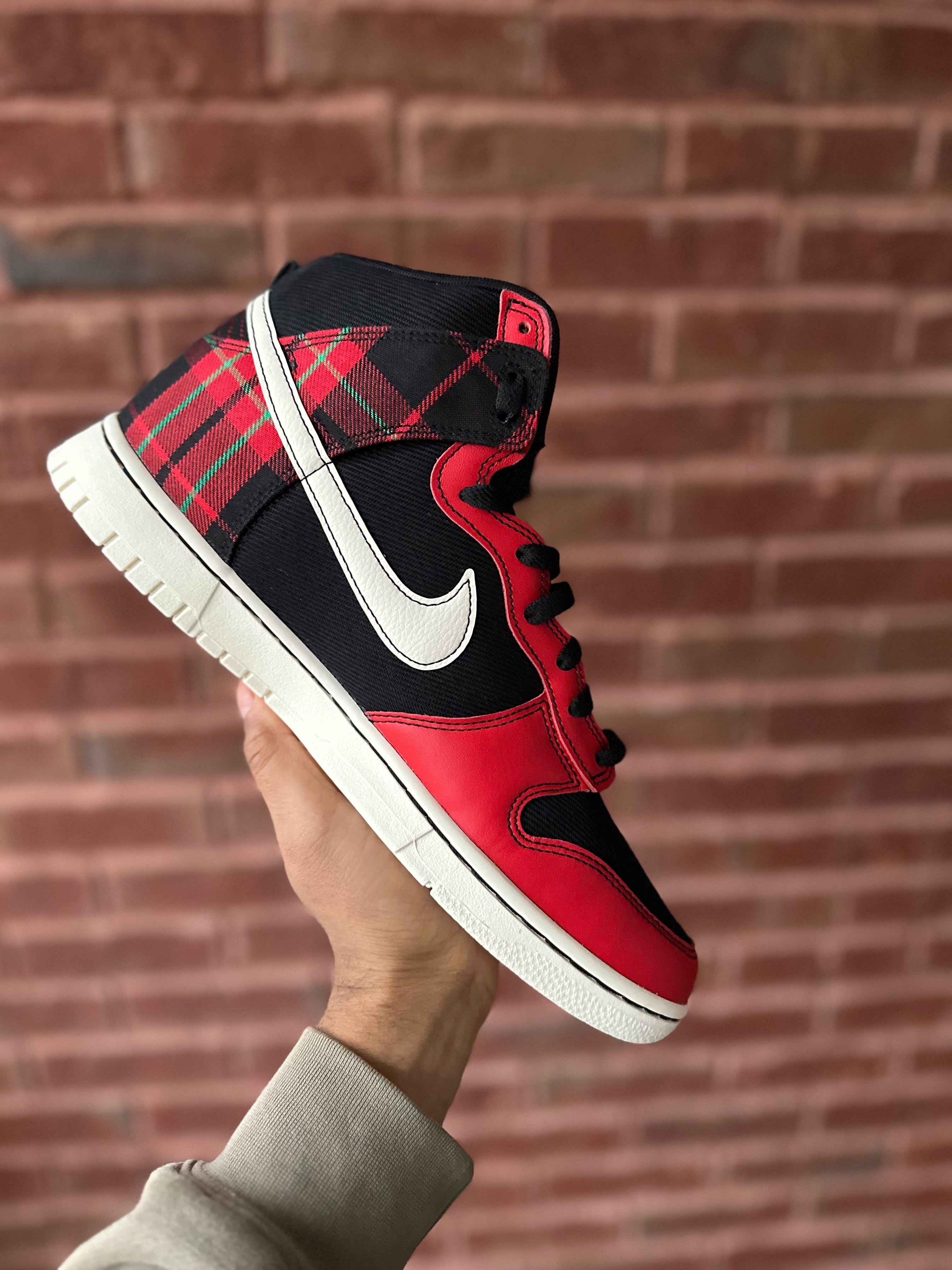 Size 11 - dunk high tartan plaid