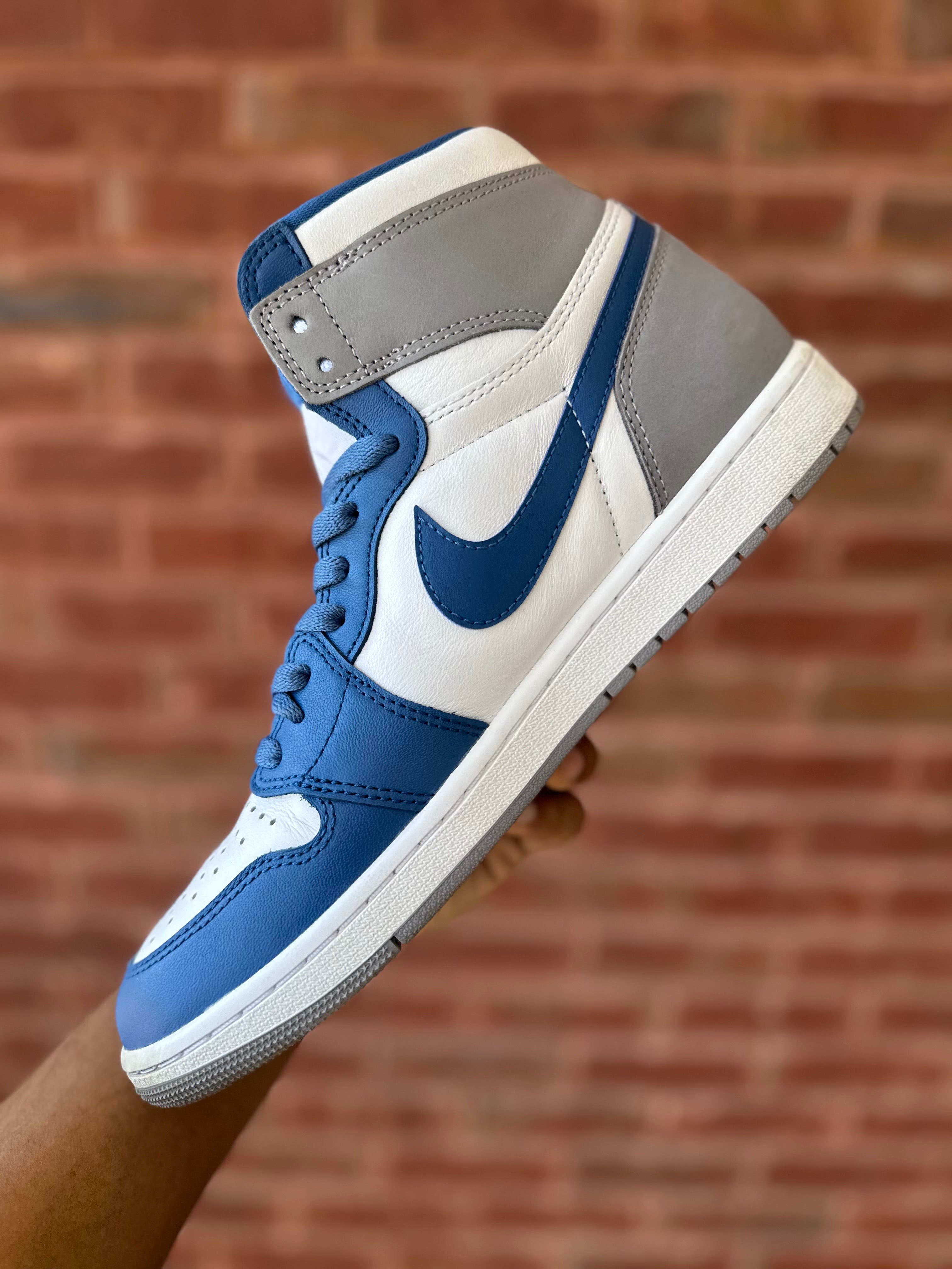 Size 10.5 - J1 true blue