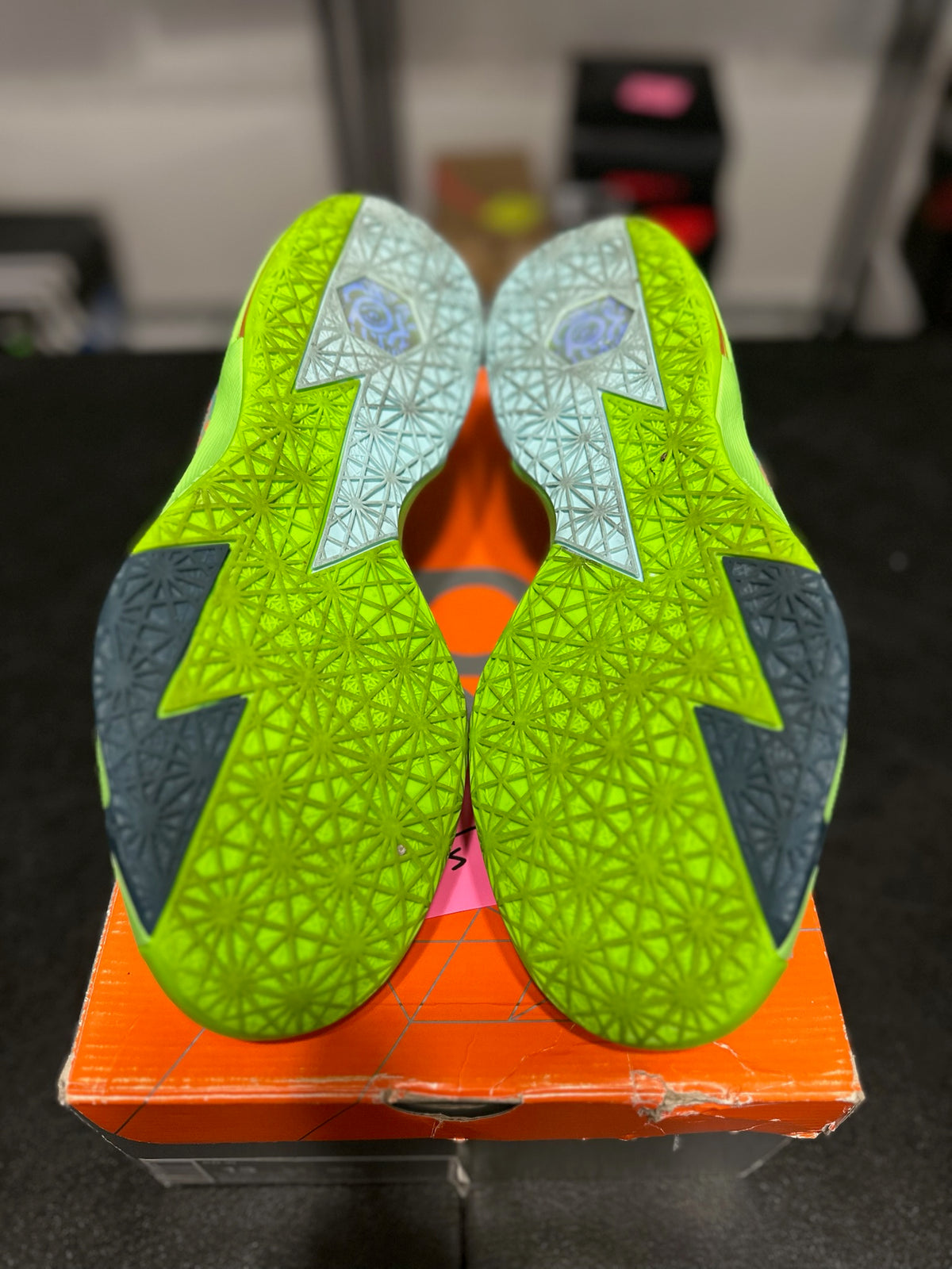Size 13 - KD 6 Liger